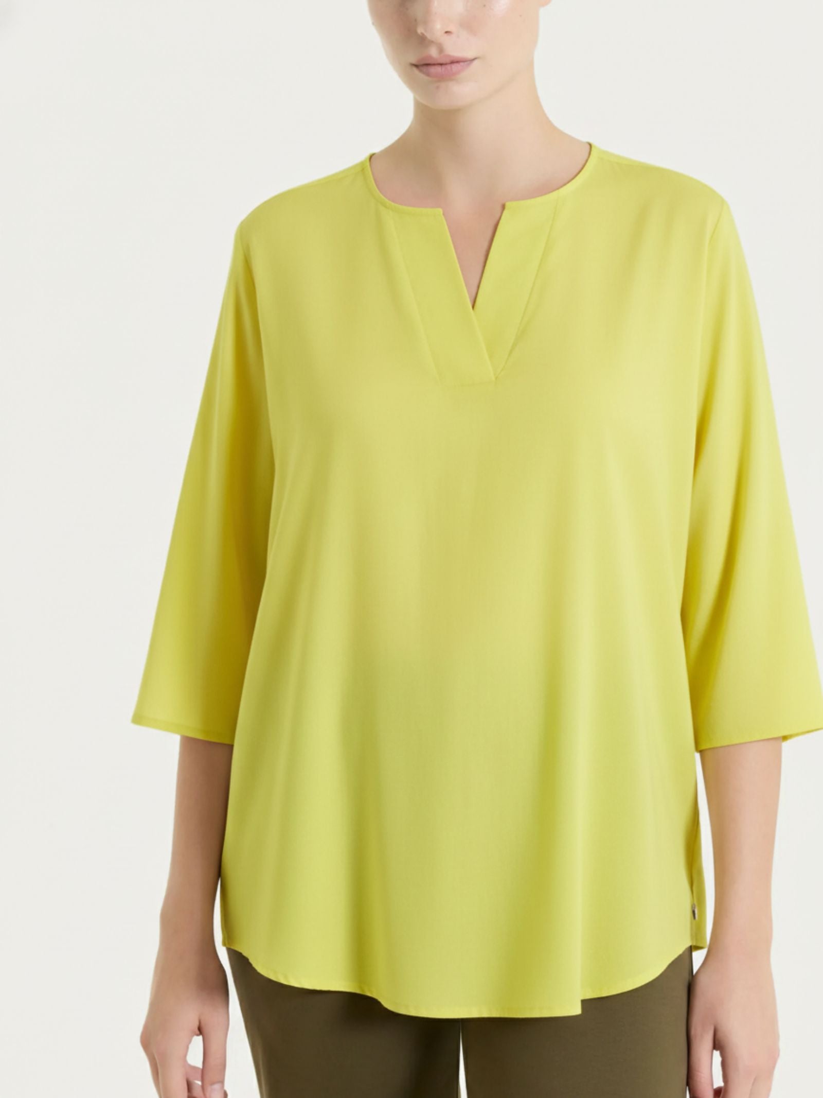 Ragno Voile Stretch blusa Acacia scollo a V