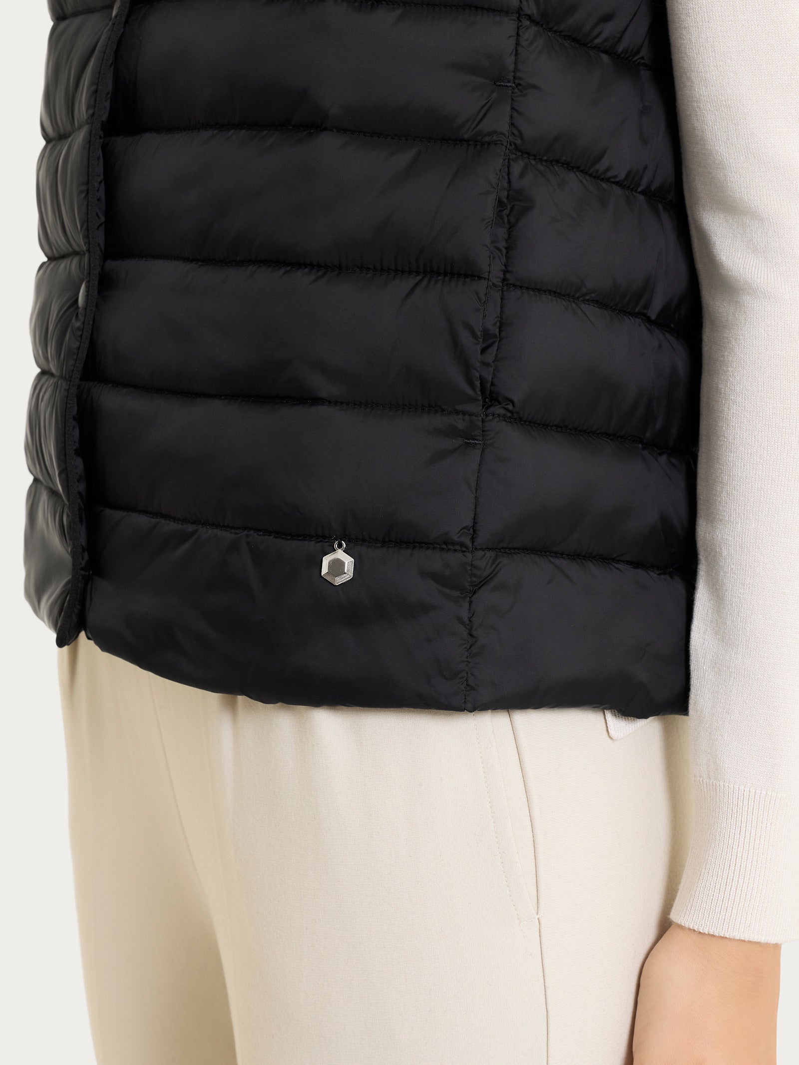 Ragno Ultralight piumino smanicato donna nero ultraleggero