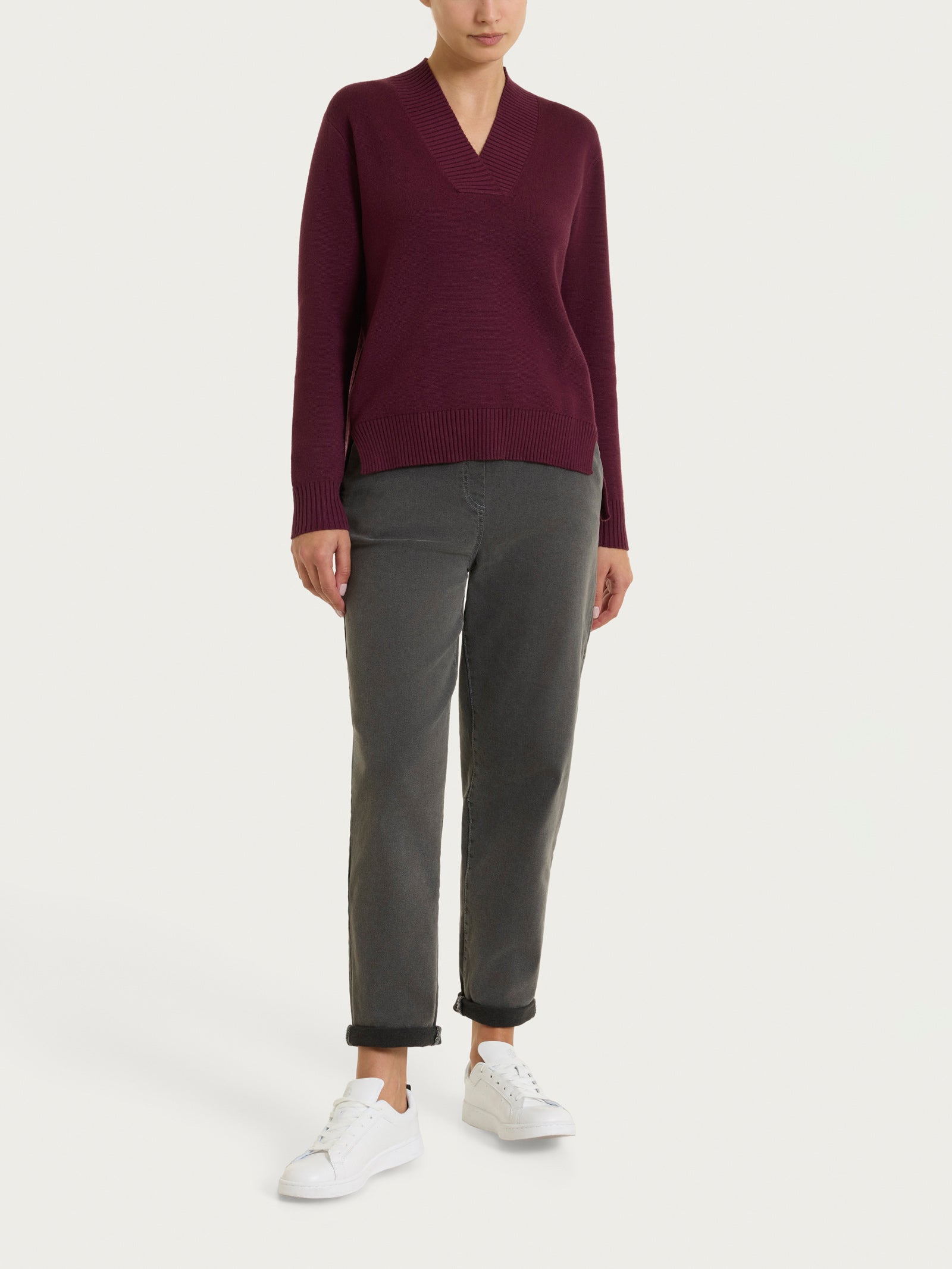 Ragno Super Soft maglia asimmetrica scollo V fig morbida