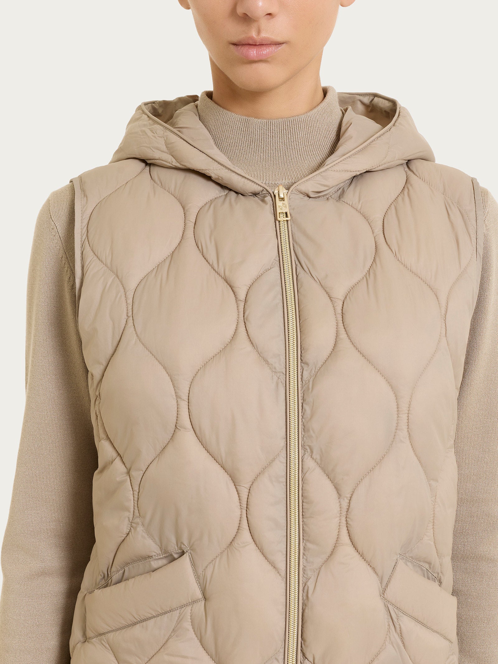Ragno Onion Quilt piumino smanicato Glace con cappuccio