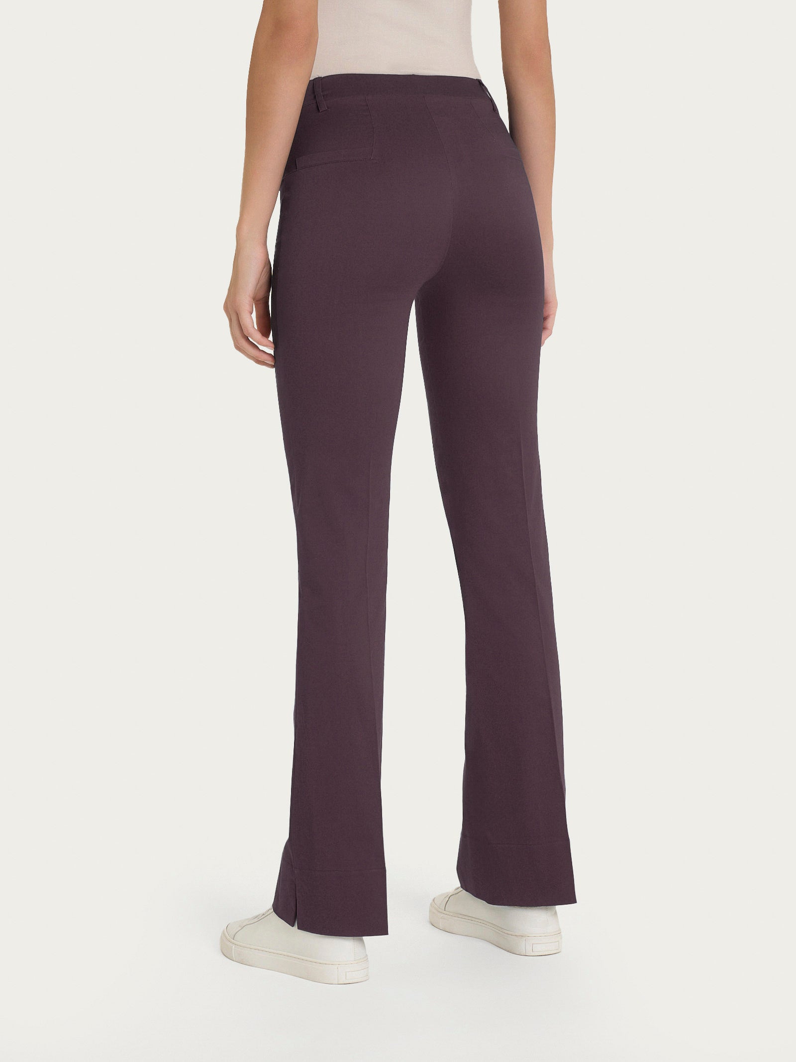 Ragno Satin Power pantalone flare con spacchetti viola Raisin