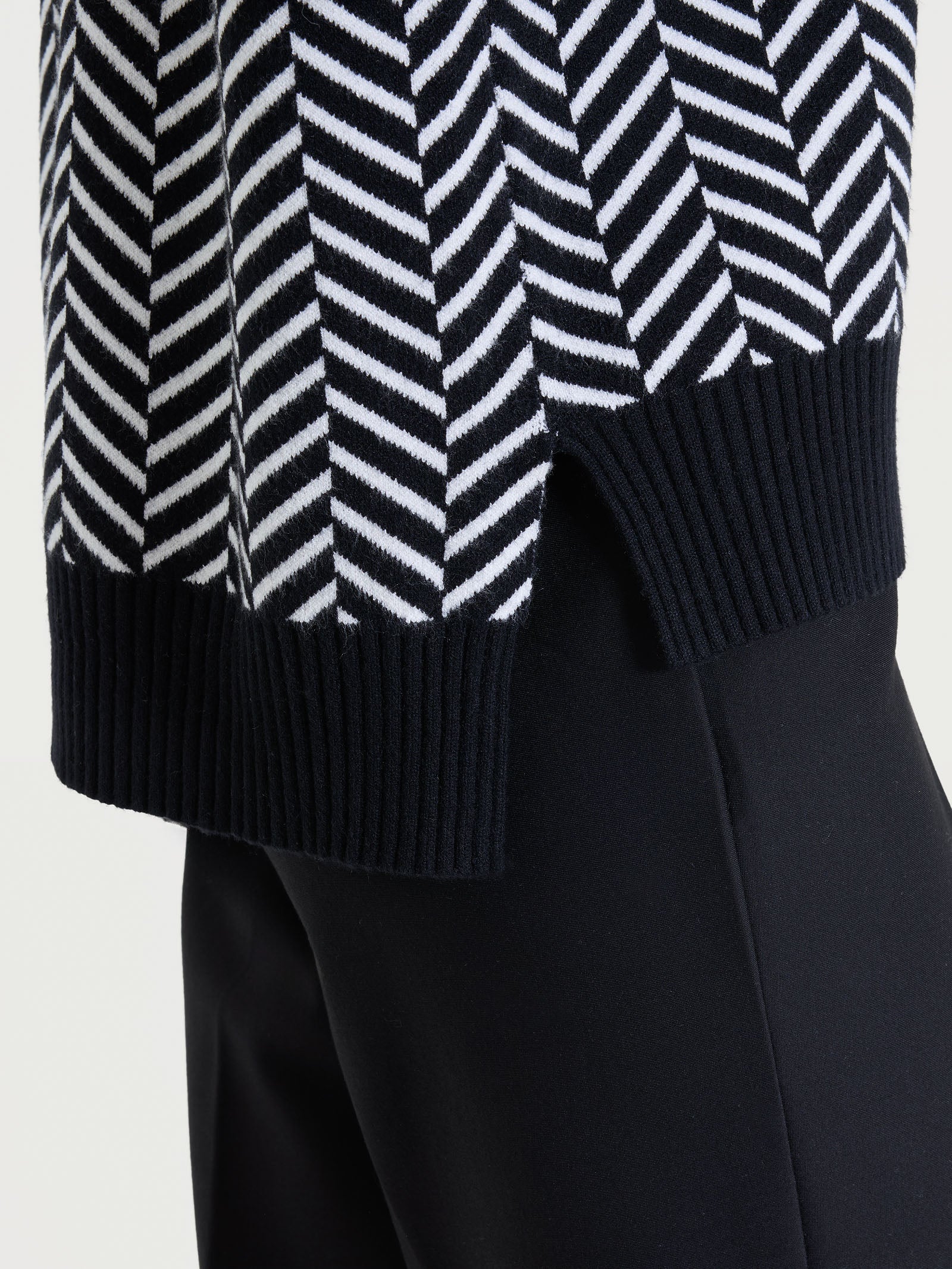 Ragno Super Soft lupetto spigato nero manica lunga boxy