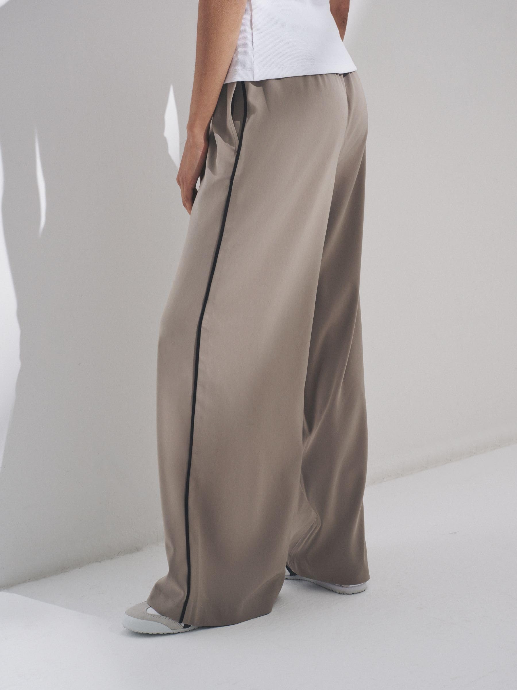 Next The Set pantaloni tuta donna riga laterale 2 pezzi