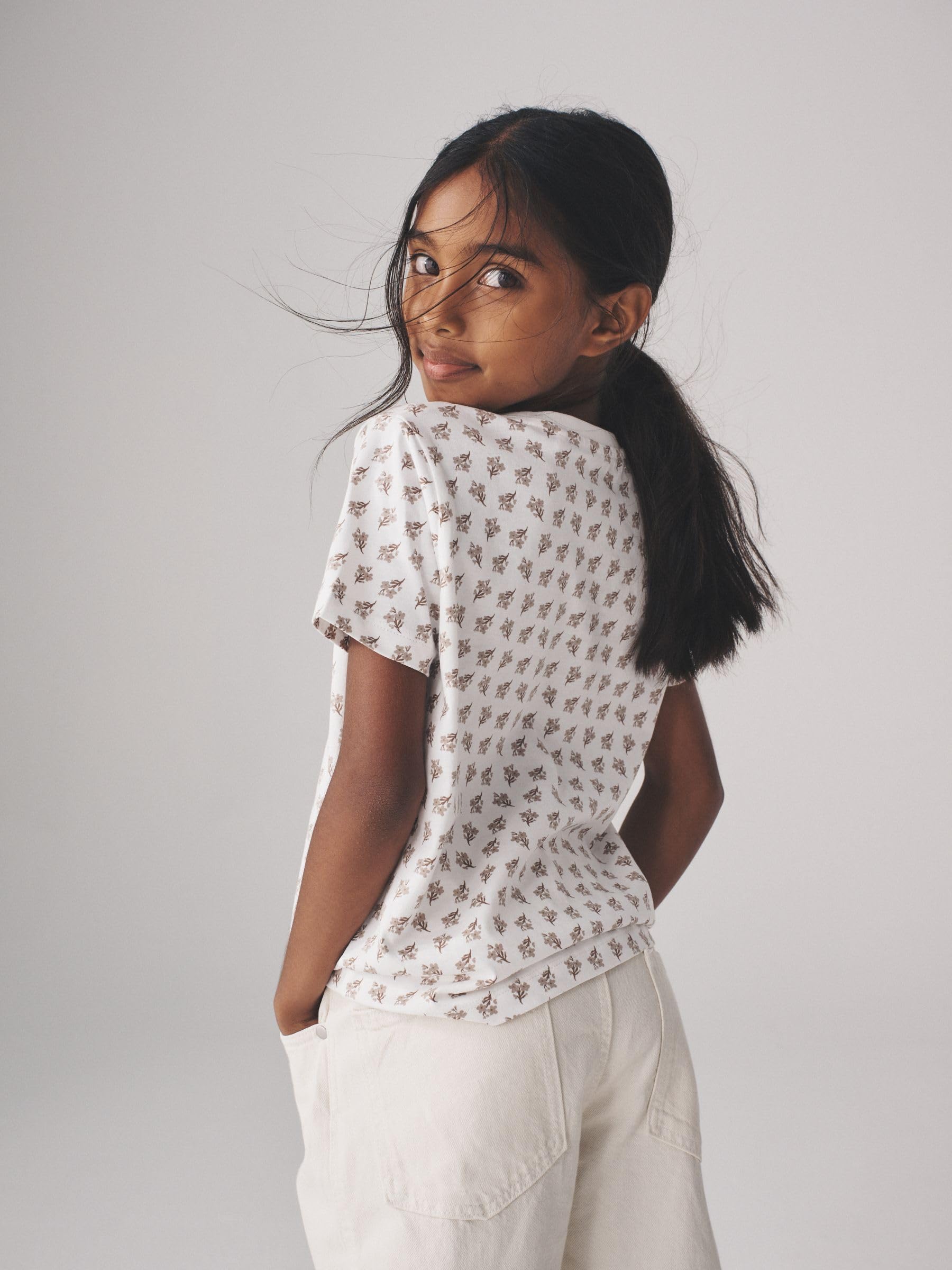 Next The Set T-shirt bambina 5 pezzi skater manica corta