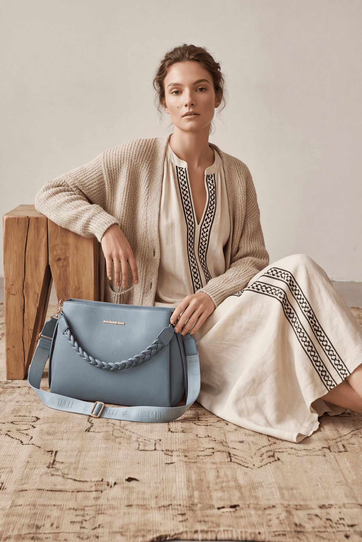 Maria Grazia Severi borsa tracolla pelle martellata manico intrecciato