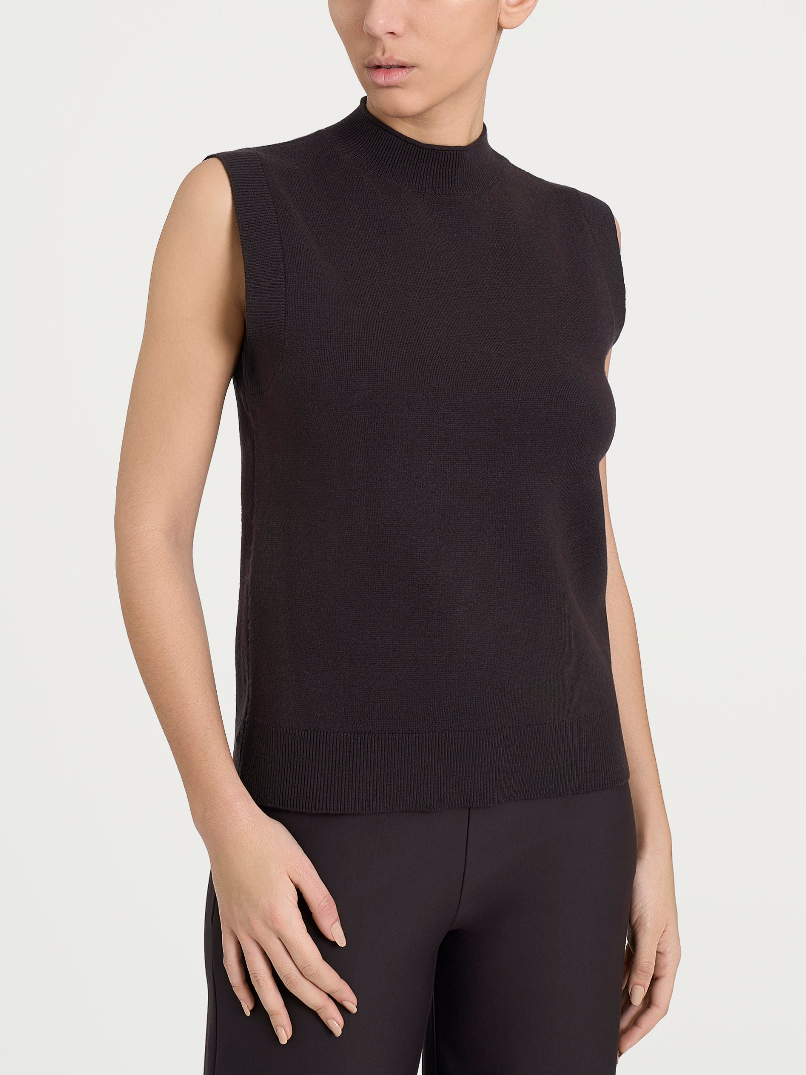 Ragno Super Soft Maglia Smanicata marrone collo lupetto