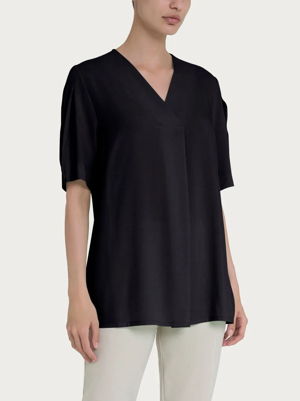 Ragno EcoSeta Blusa Scollo V Camicetta Nero