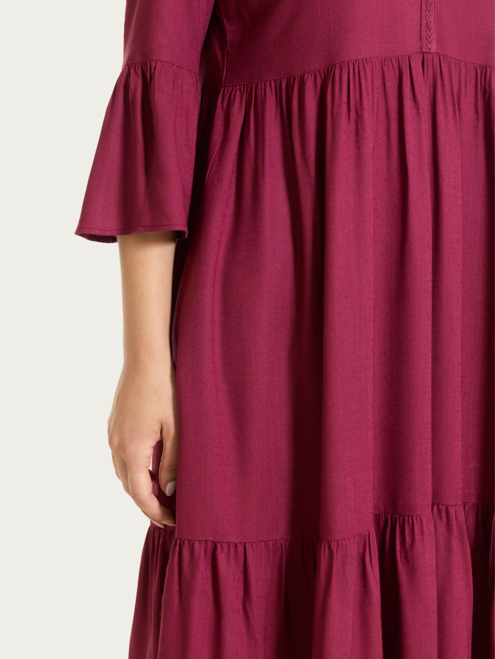 Ragno Mussola Slub abito lungo balze beet red viscosa