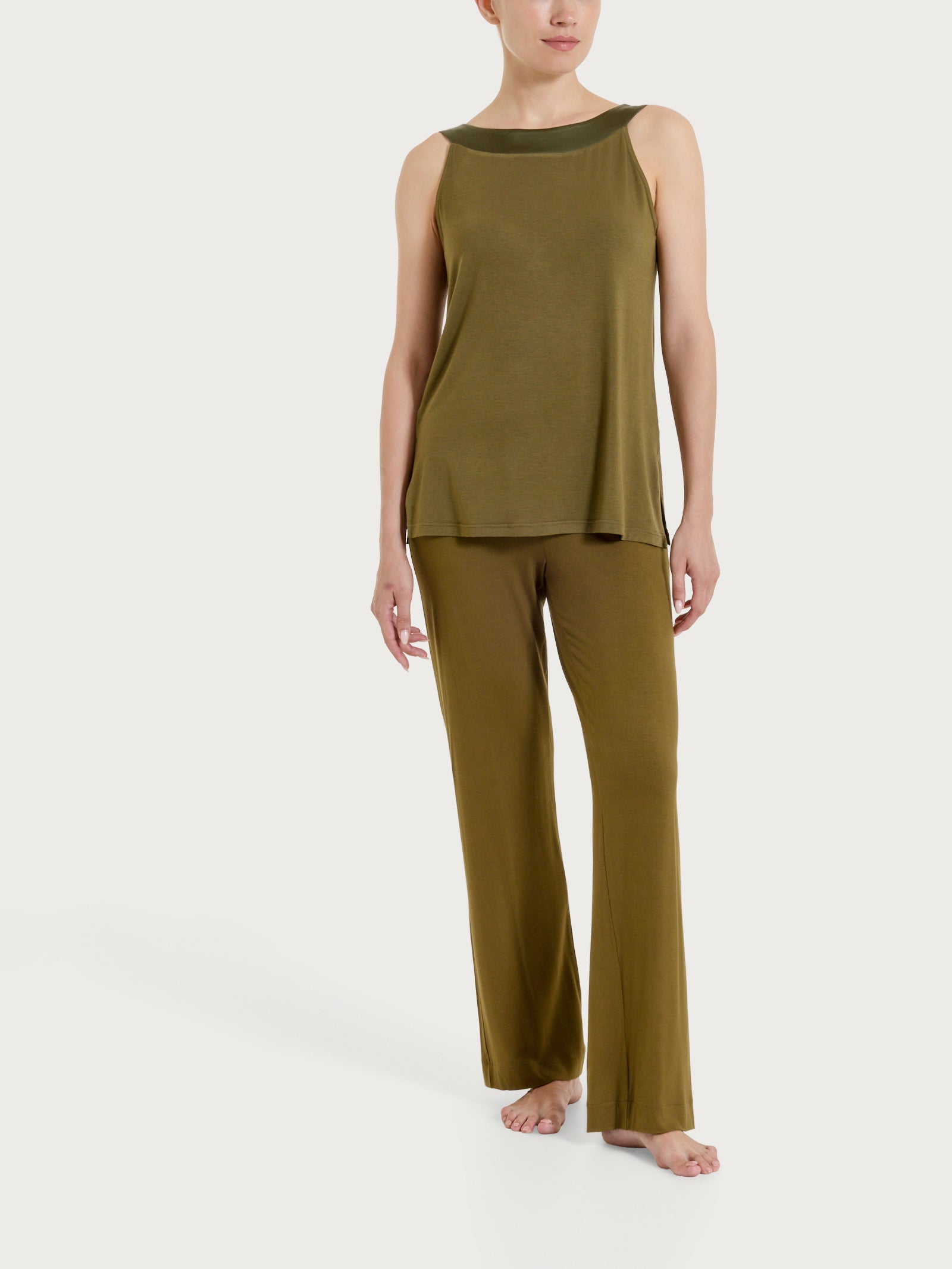 Ragno Viscosa Summer top spalla larga viscosa verde raso