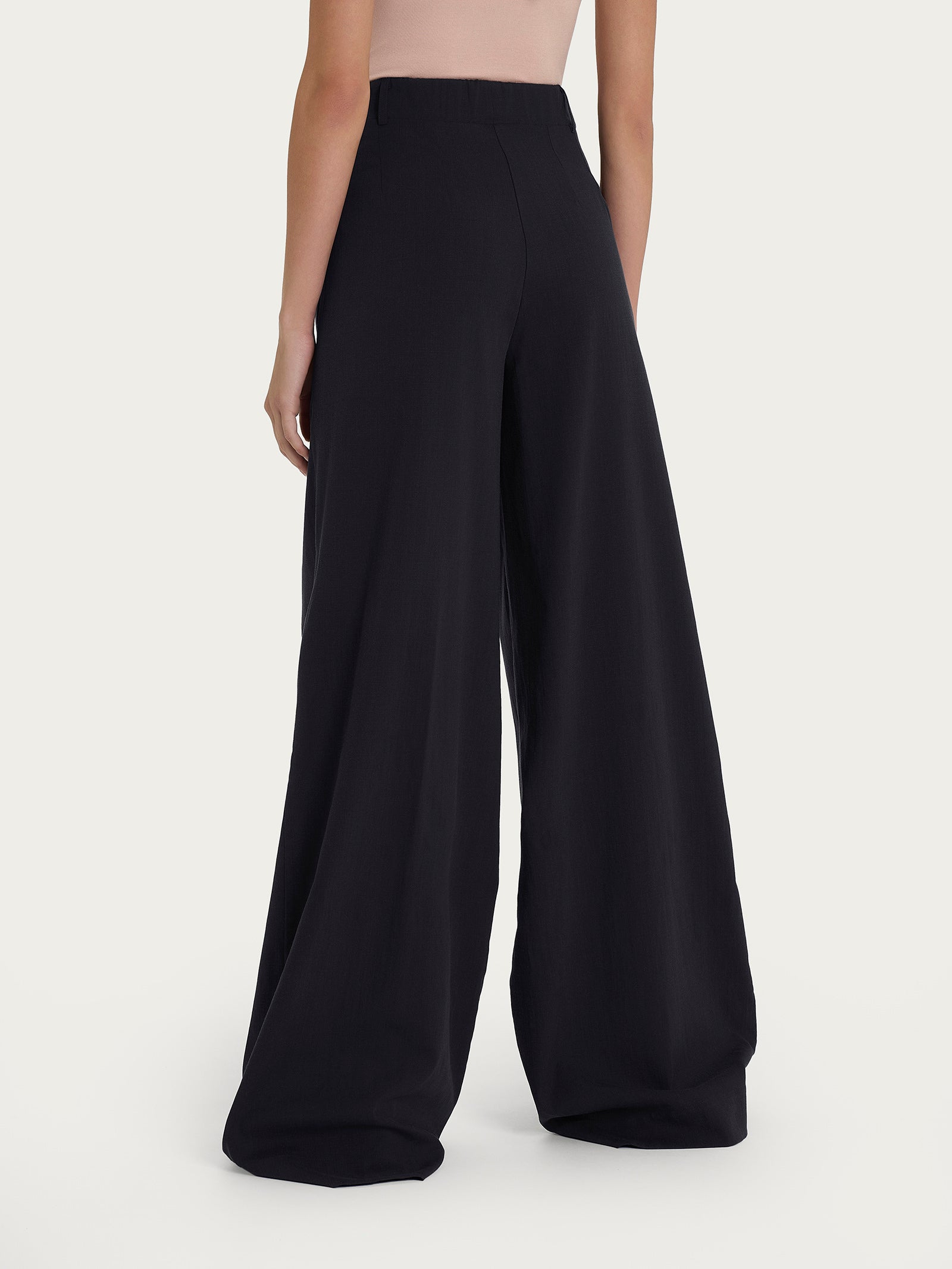 Ragno Super Natural pantalone palazzo con tasche e pinces nero