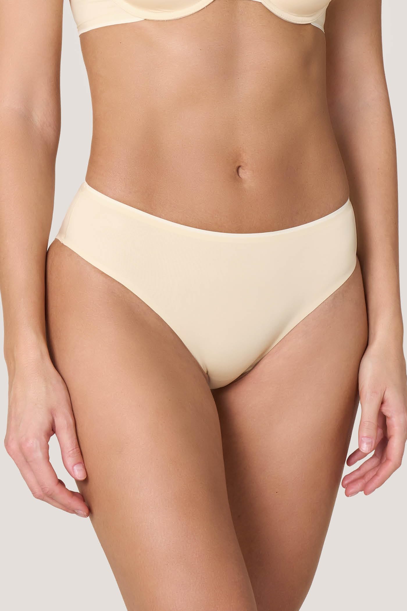 Goldenpoint Essential slip fianco basso microfibra morbida