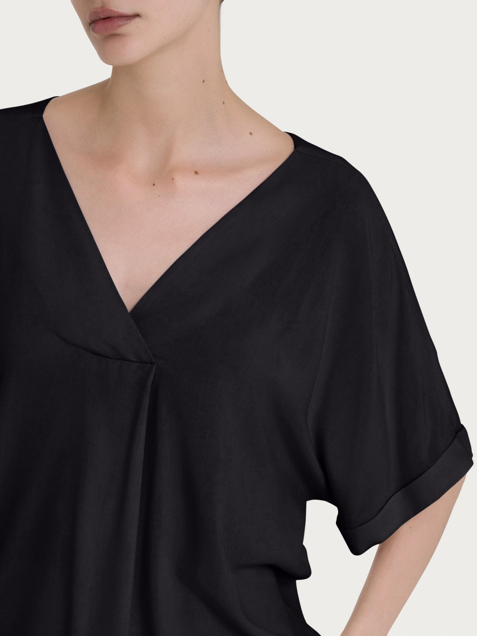 Ragno EcoSeta Blusa Scollo V Kimono Nera Viscosa