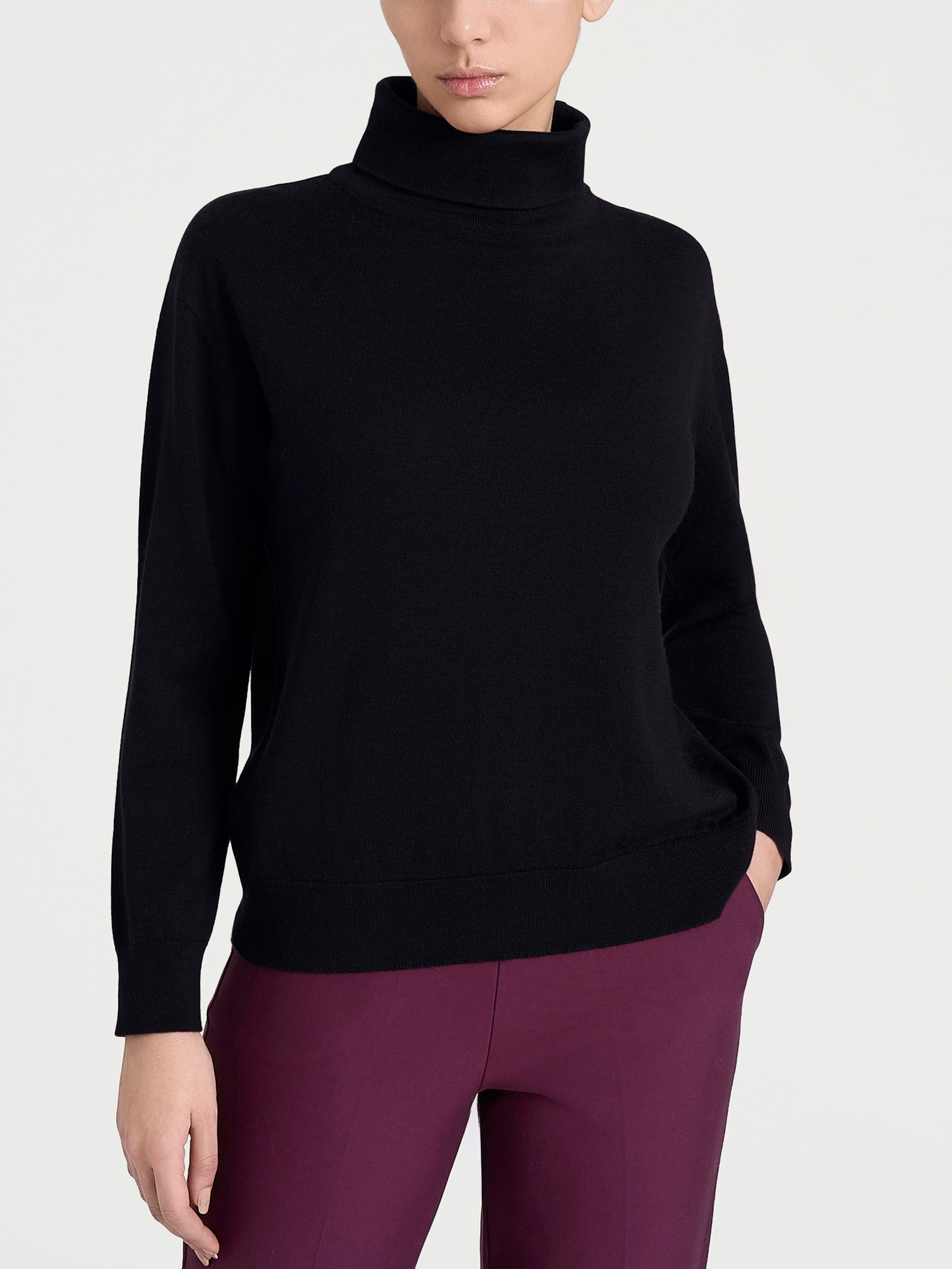 Ragno Merino Soft Collo a Ciambella Maglia Nero pura lana
