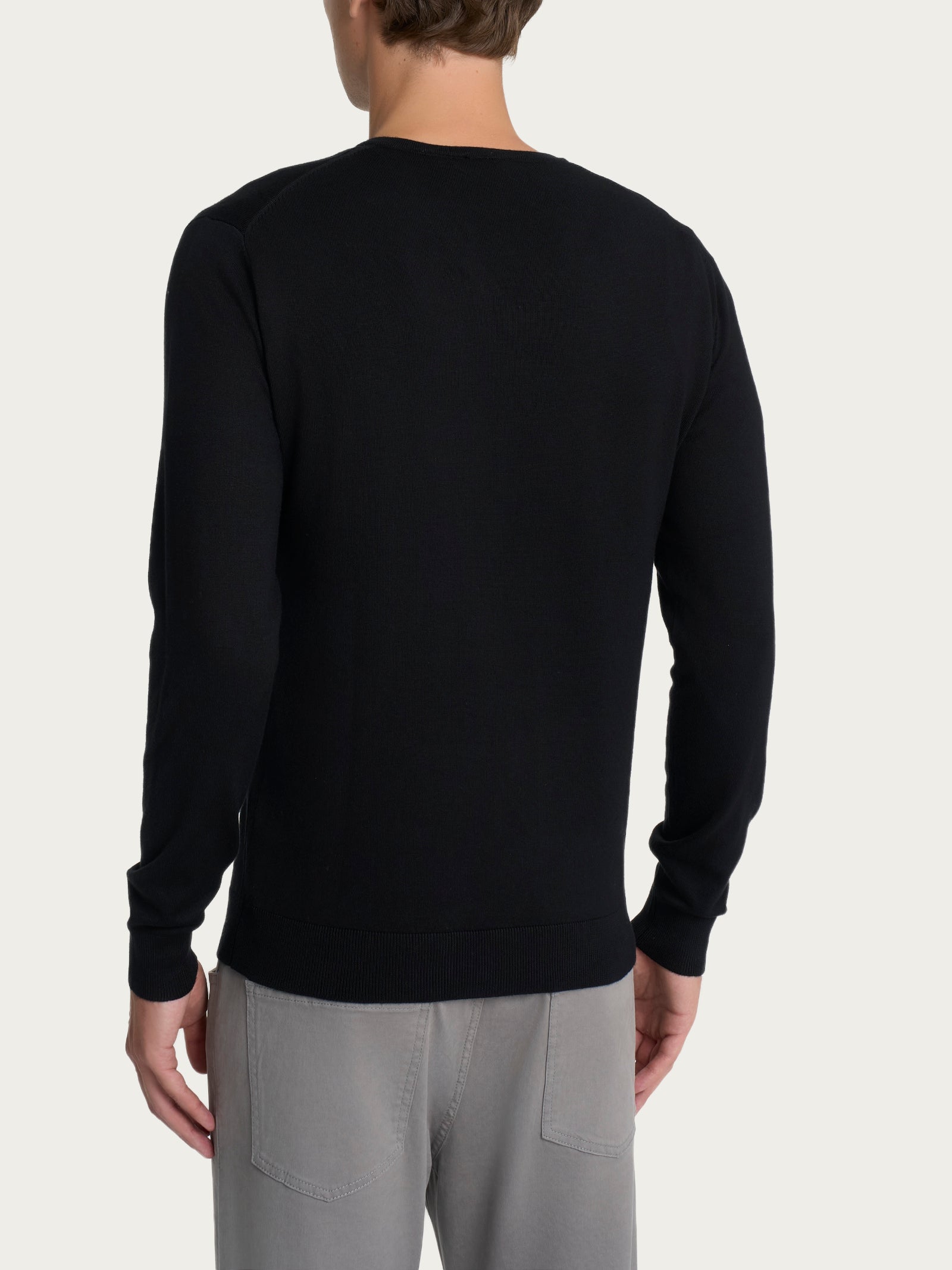 Ragno Four Seasons pull scollo V Nero viscosa uomo