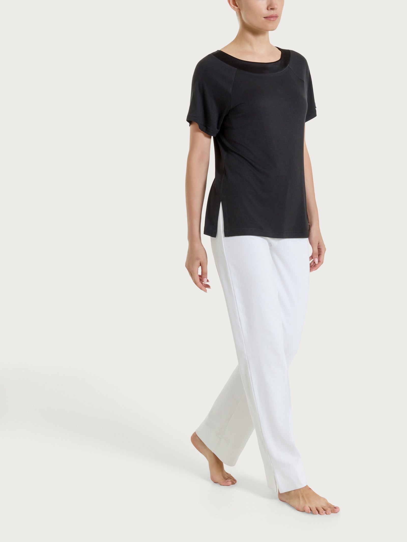 Ragno Viscosa Summer maglietta donna nero collo circolare