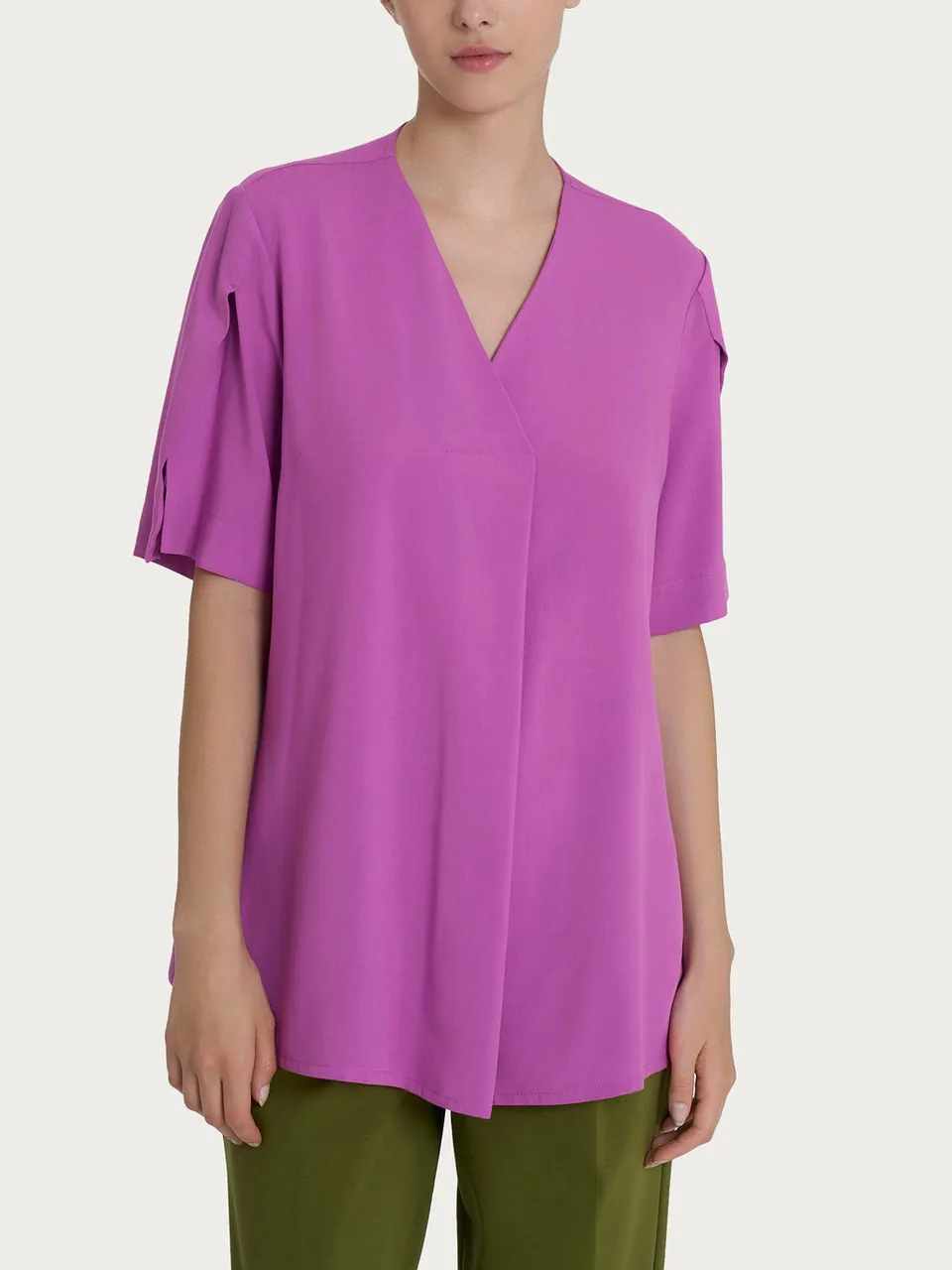 Ragno EcoSeta Cattleya Orchid blusa scollo V viscosa