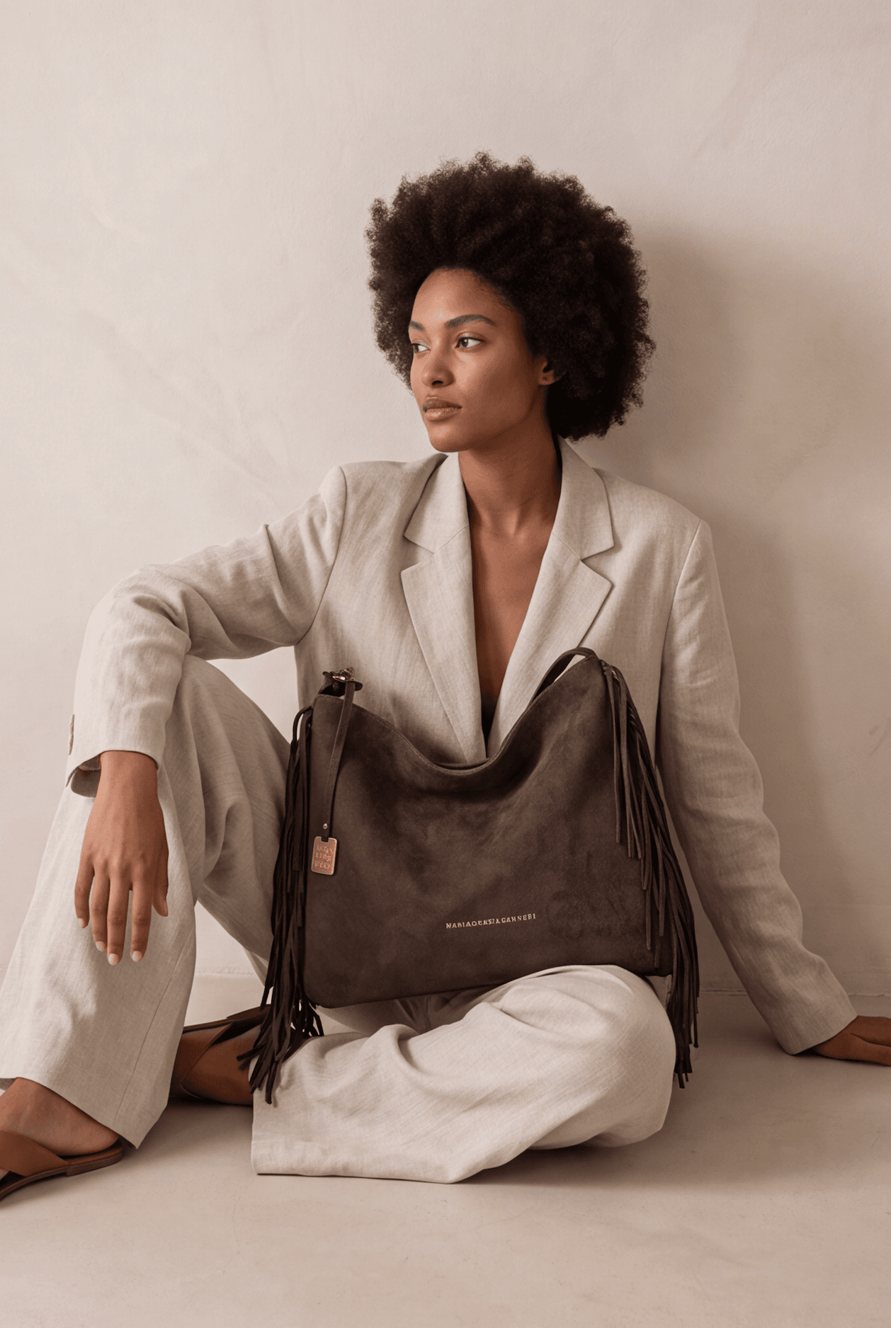 Maria Grazia Severi SSD25550-1 borsa hobo scamosciata con frange