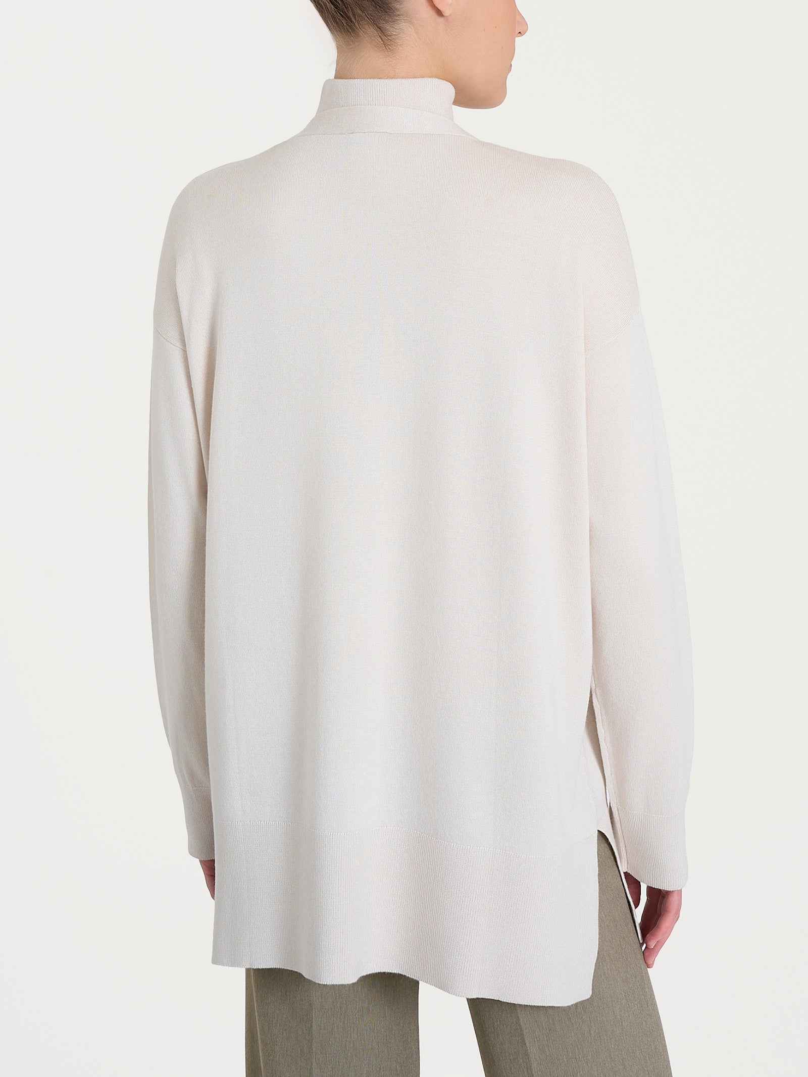 Ragno Four Seasons cardigan over bottoni Champignon