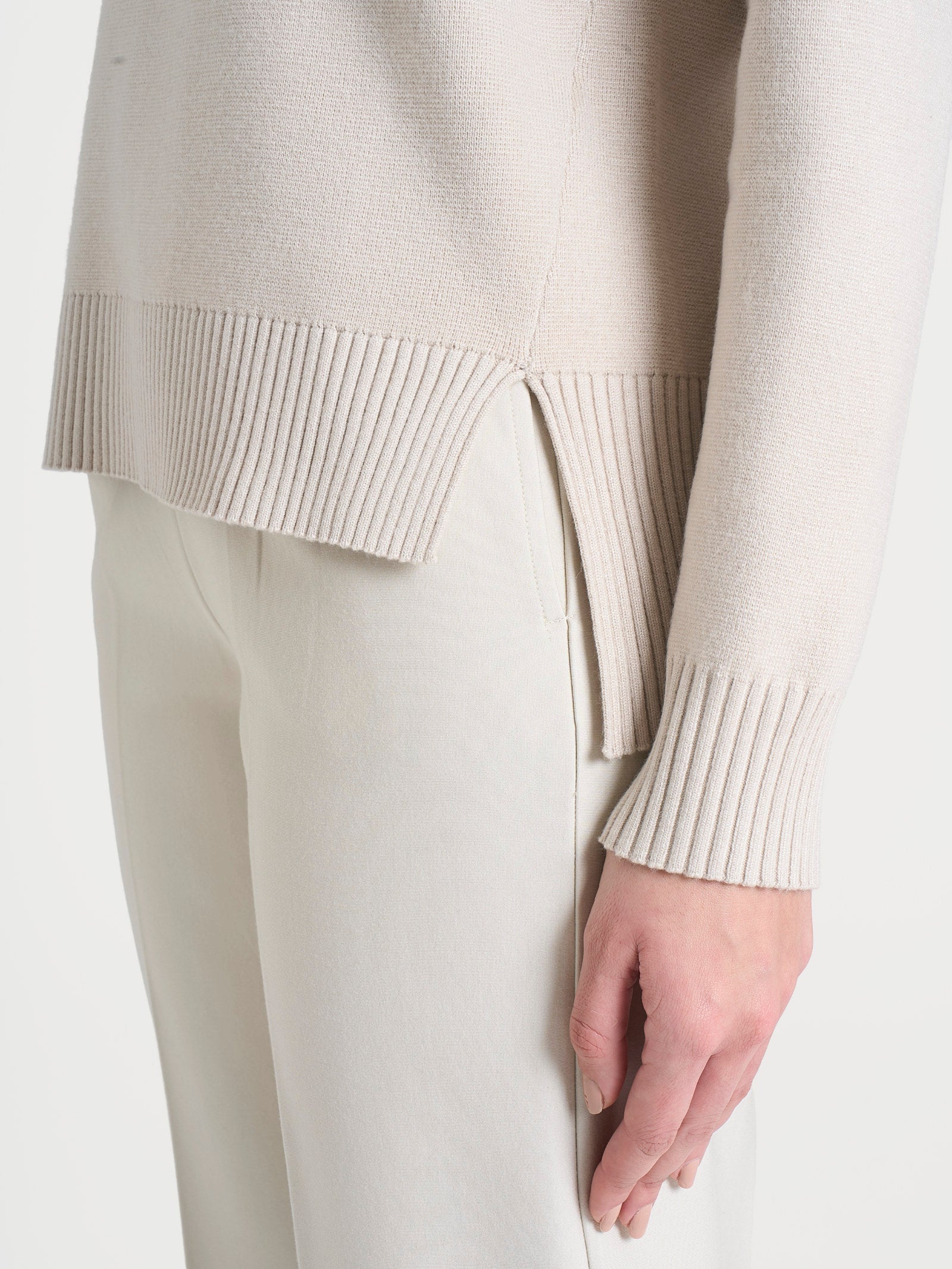Ragno Super Soft Maglia Collo Alto Champignon con spacco