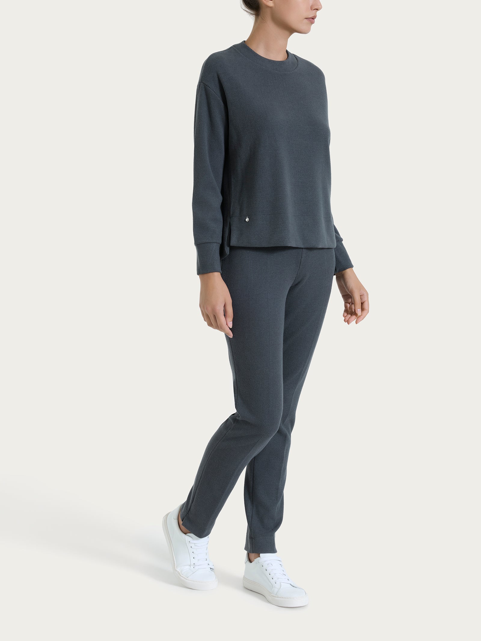 Ragno Felpa Girocollo Donna Dark Shadow in Velvet Over
