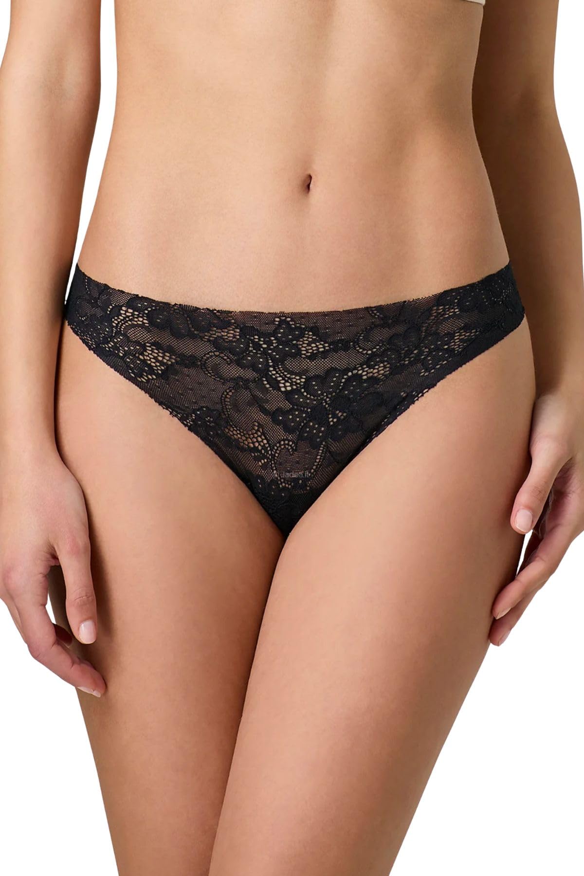 Lady C Slip Taglio Laser Brasiliana Ricamata Nero 3 pz invisibile