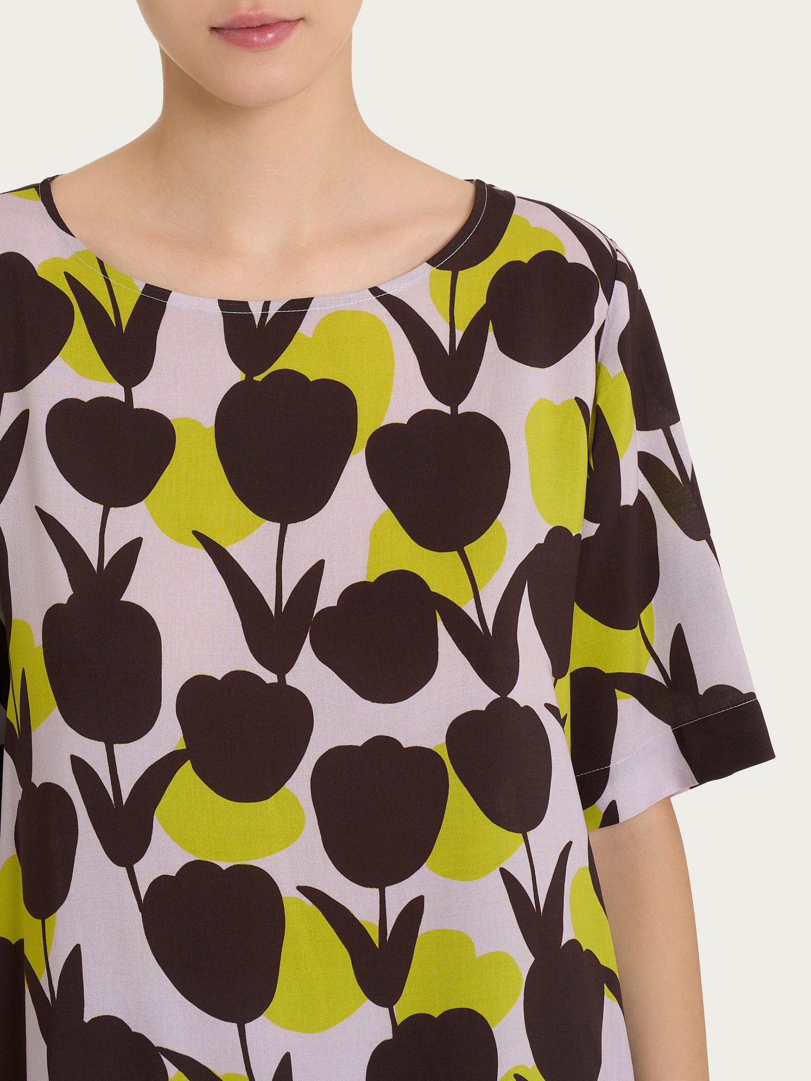 Ragno EcoSeta blusa girocollo Fant Grenoble Green macro tulipani