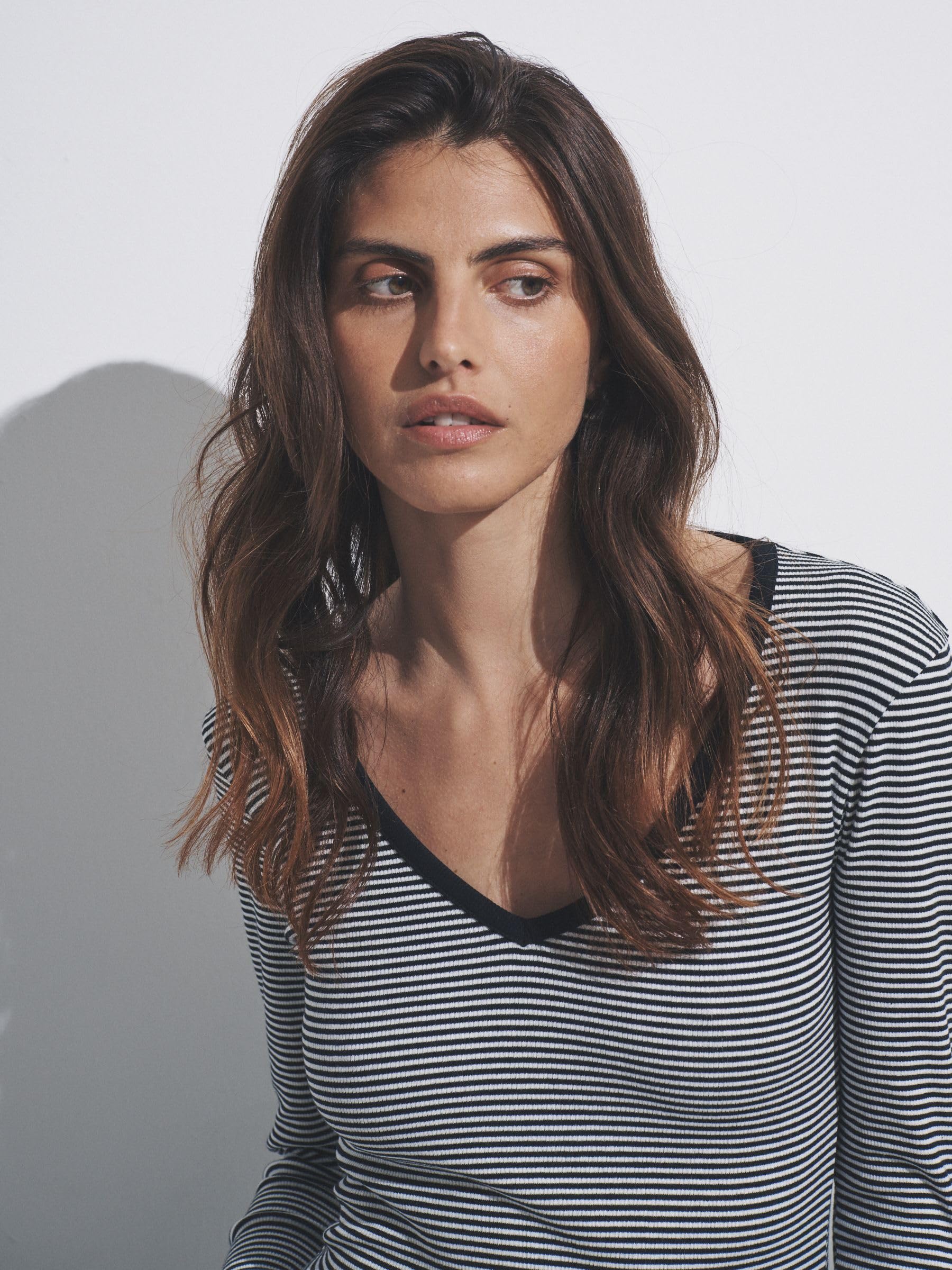 Geo Next The Set Magliette coste scollo V manica lunga da 4