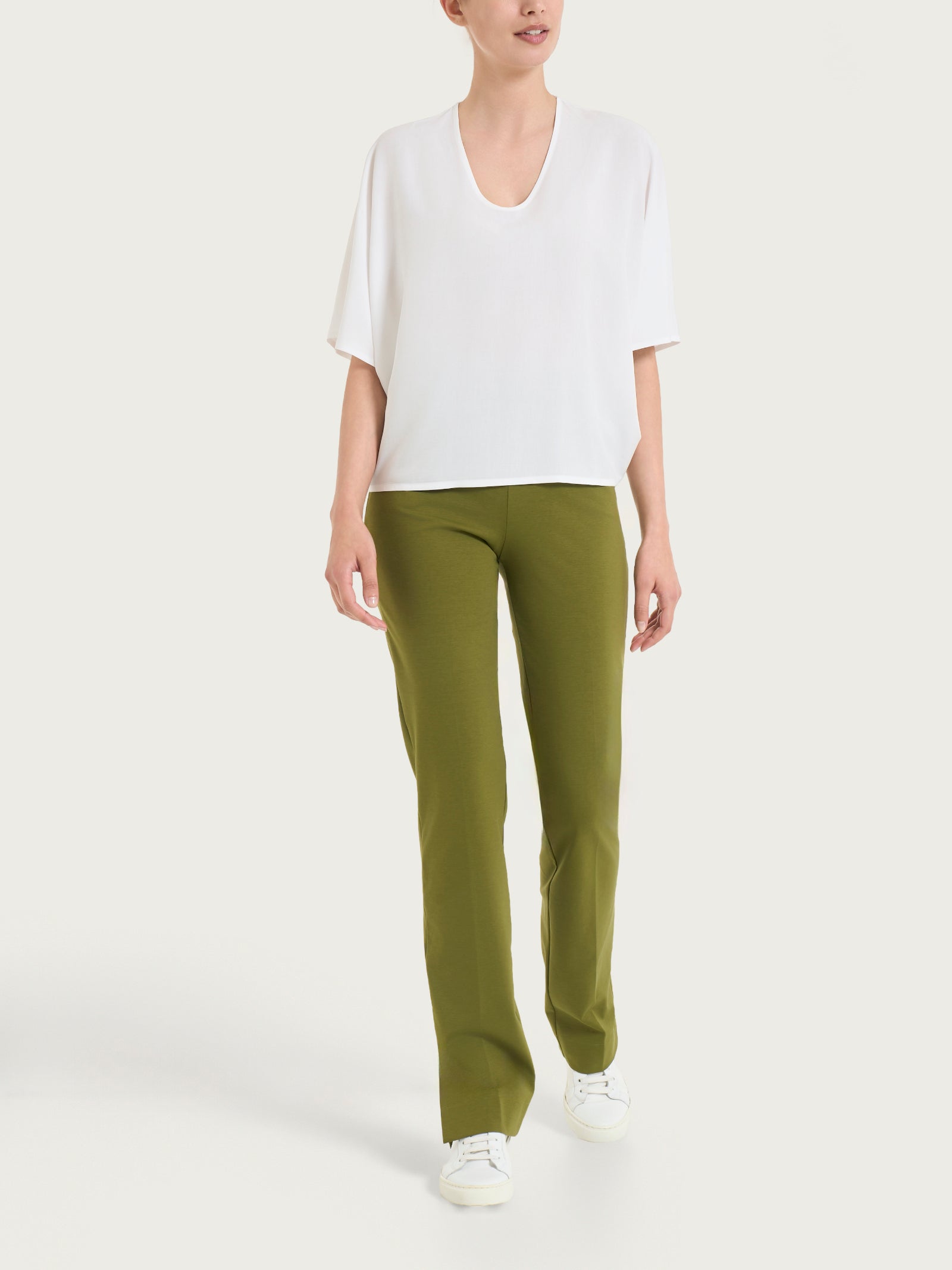 Ragno EcoSeta blusa scollo V bianca manica gomito