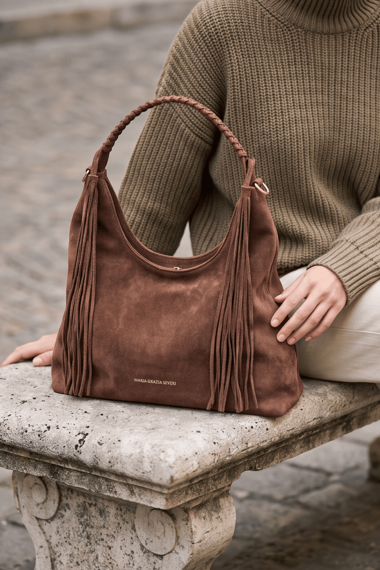 Maria Grazia Severi 9135 Borsa Hobo Frange Scamosciata