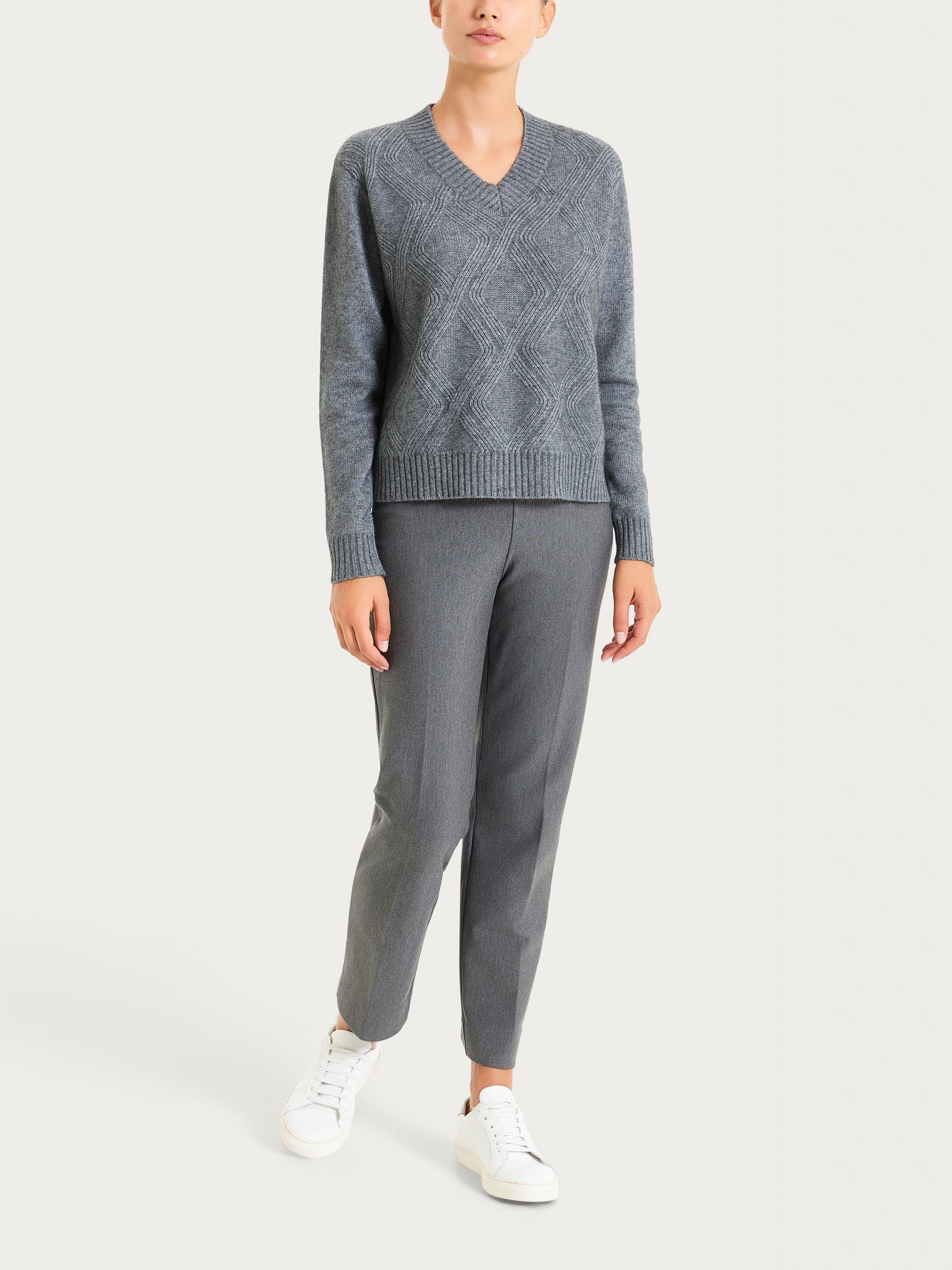 Ragno Natural Soft maglia scollo V donna Ferro Mel trecce