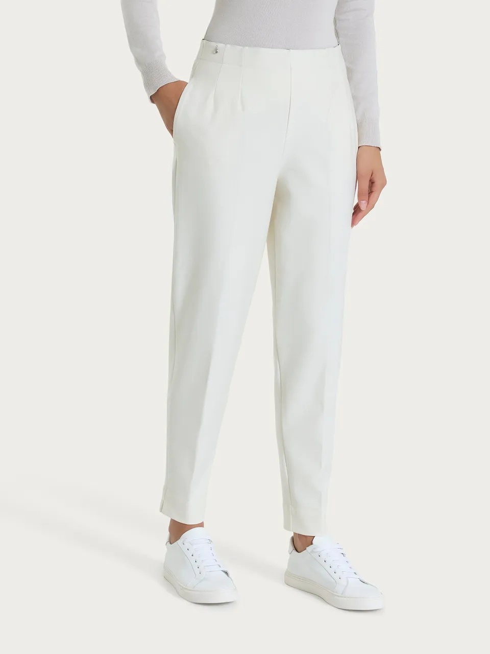 Ragno Compact pantalone a carota con tasche Avorio