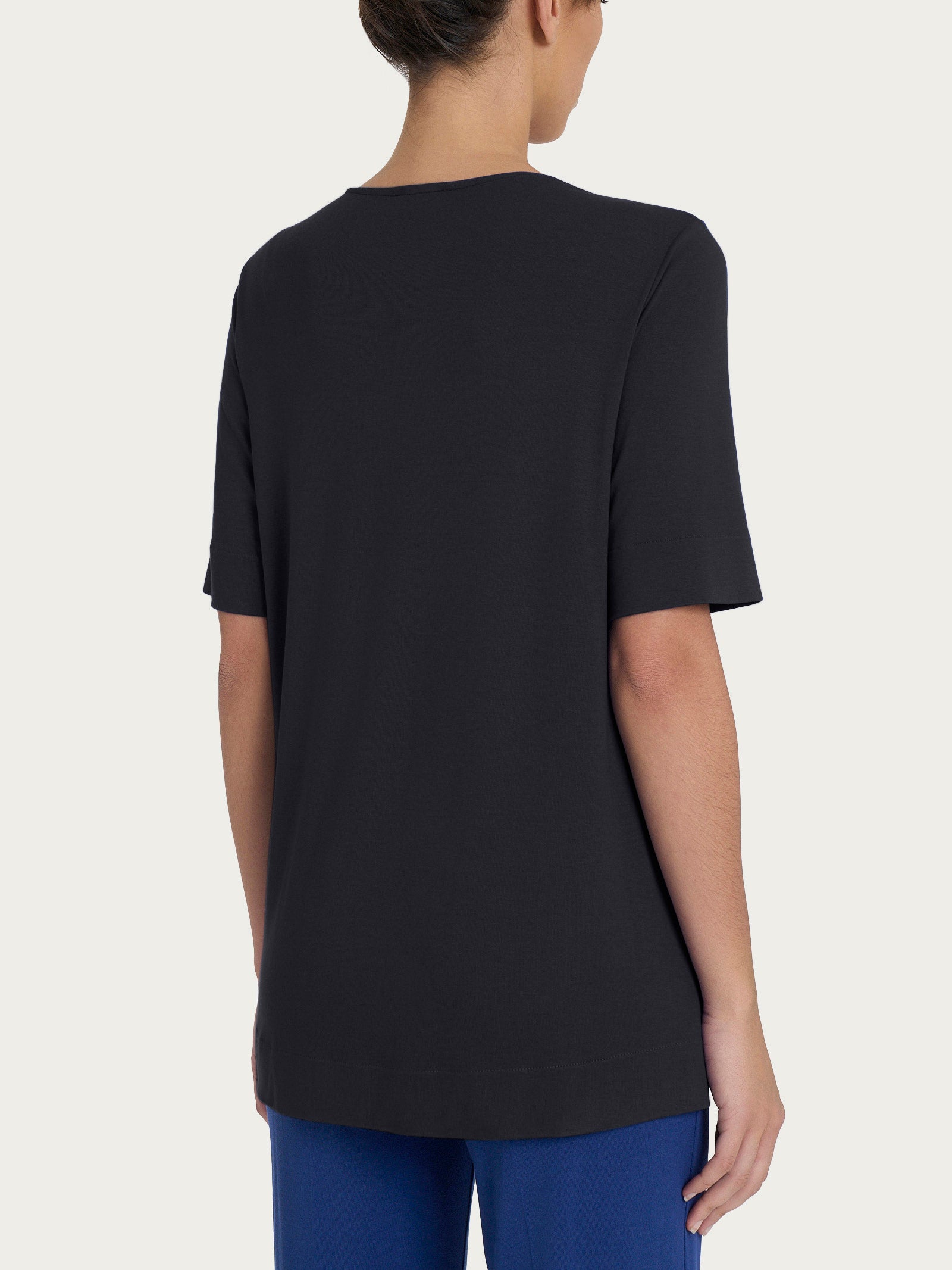 Ragno Relaxed Wardrobe maglietta scollo a V nera
