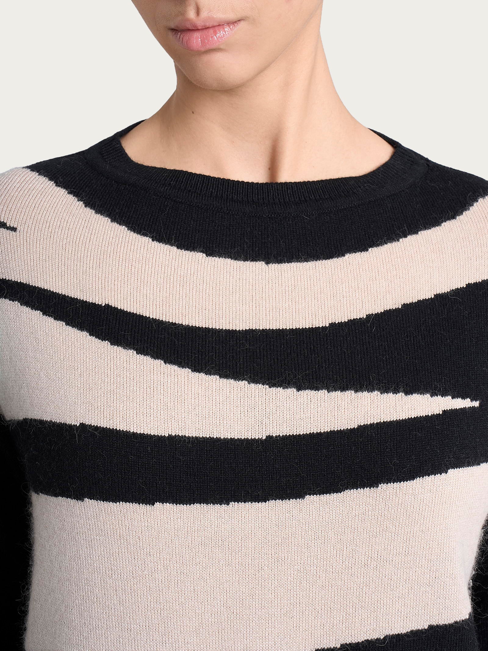 Ragno Merino Soft maglia animalier barchetta Fant.Nero angora
