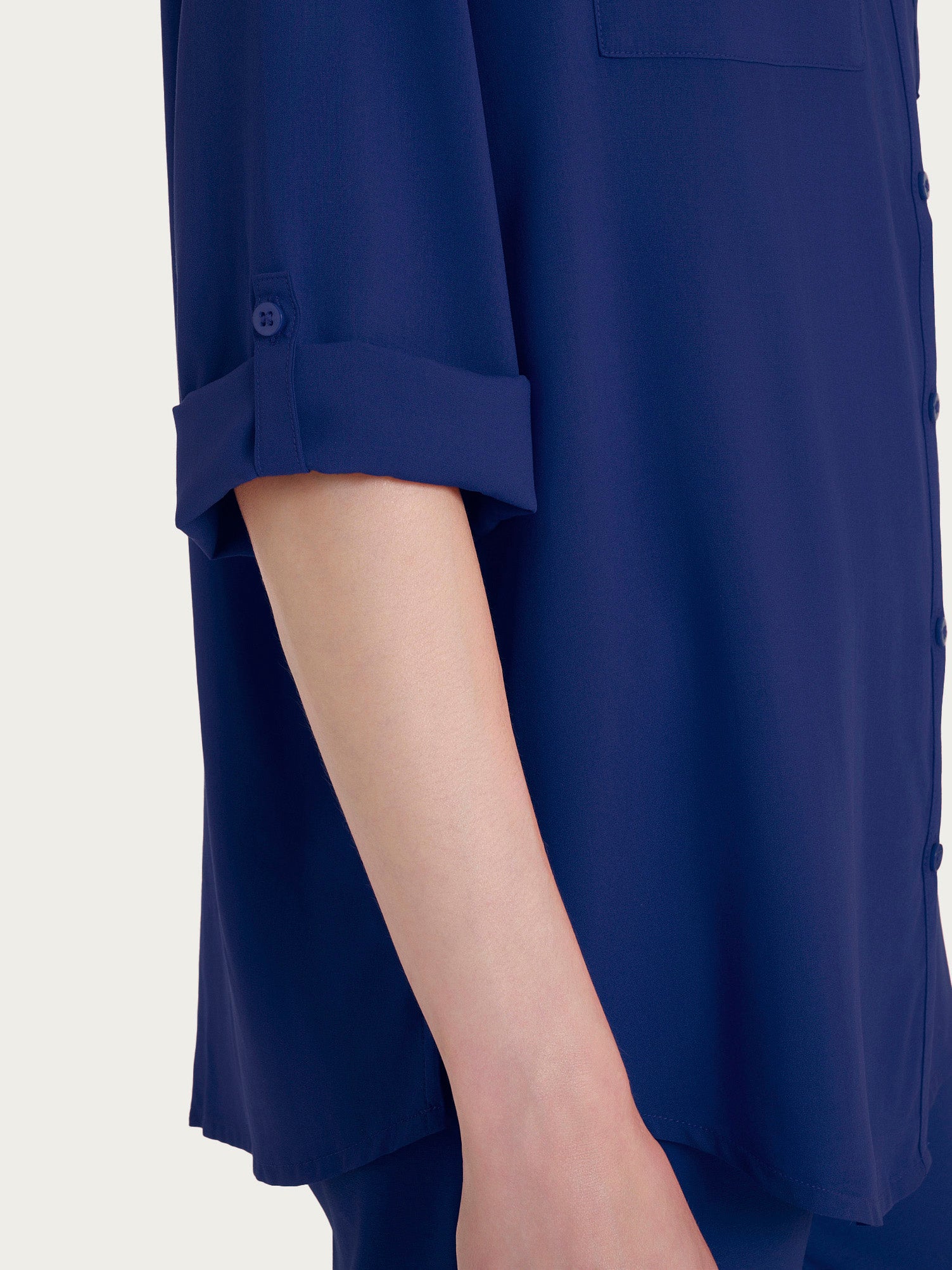 Ragno EcoSeta camicia collo coreana Blueberry raso viscosa