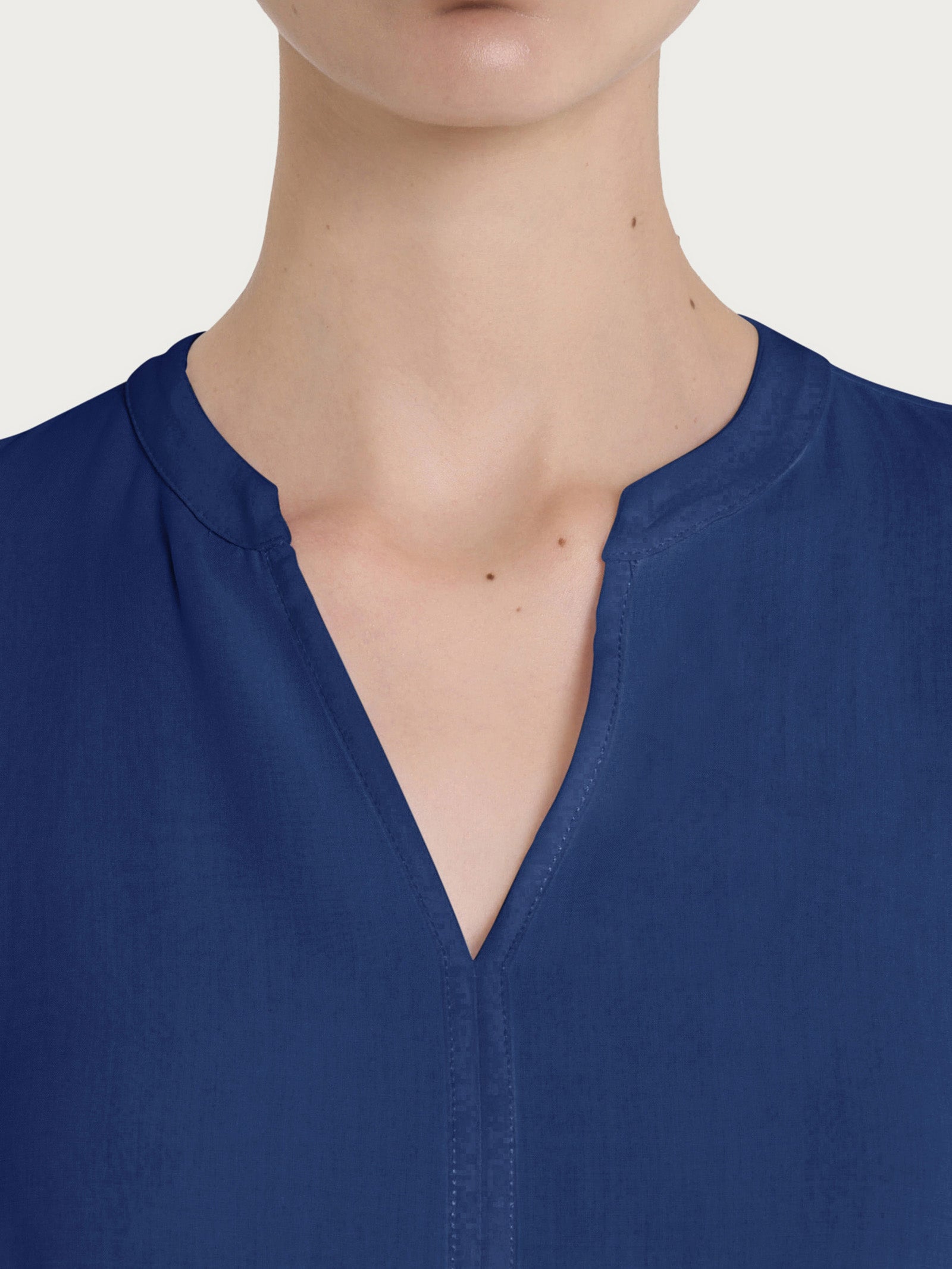 Ragno EcoSeta blusa collo coreana Blueberry viscosa