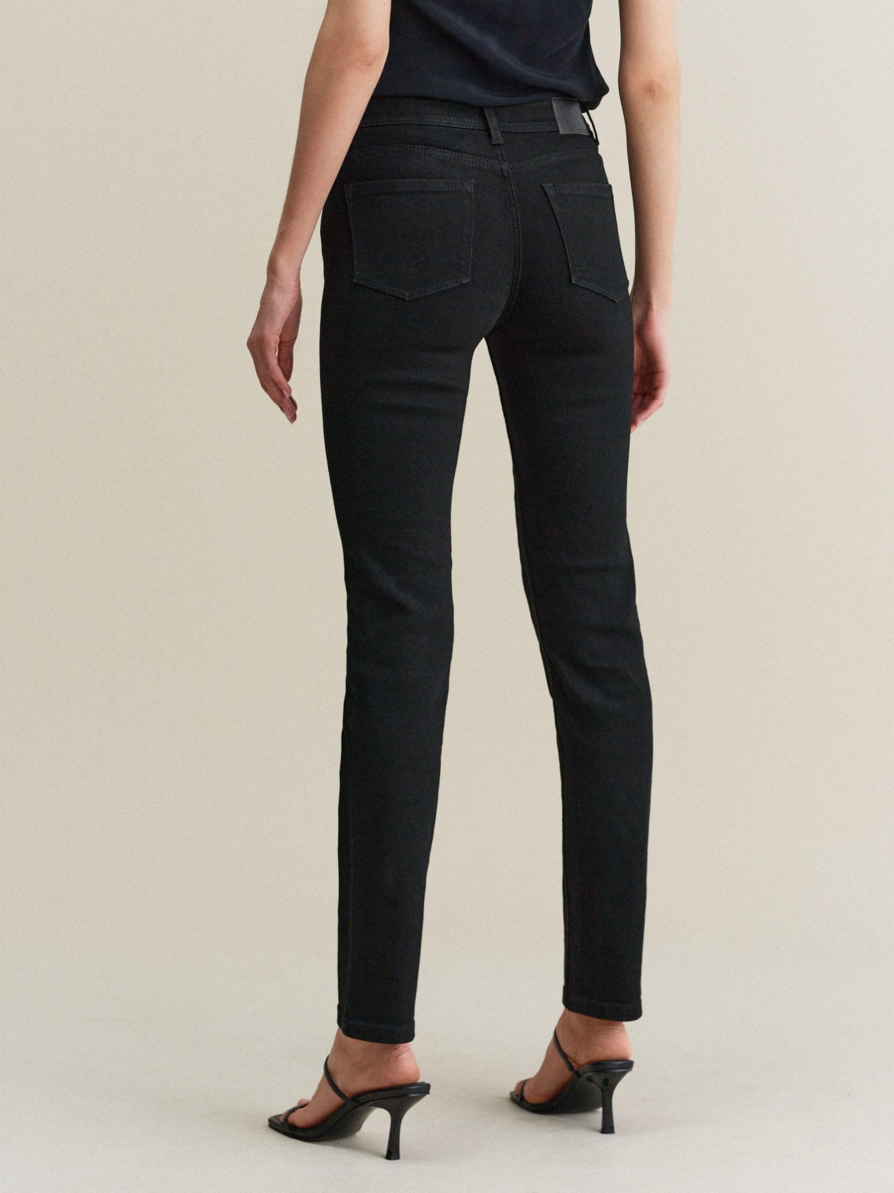 Next donna jeans slim supersoft neri 32