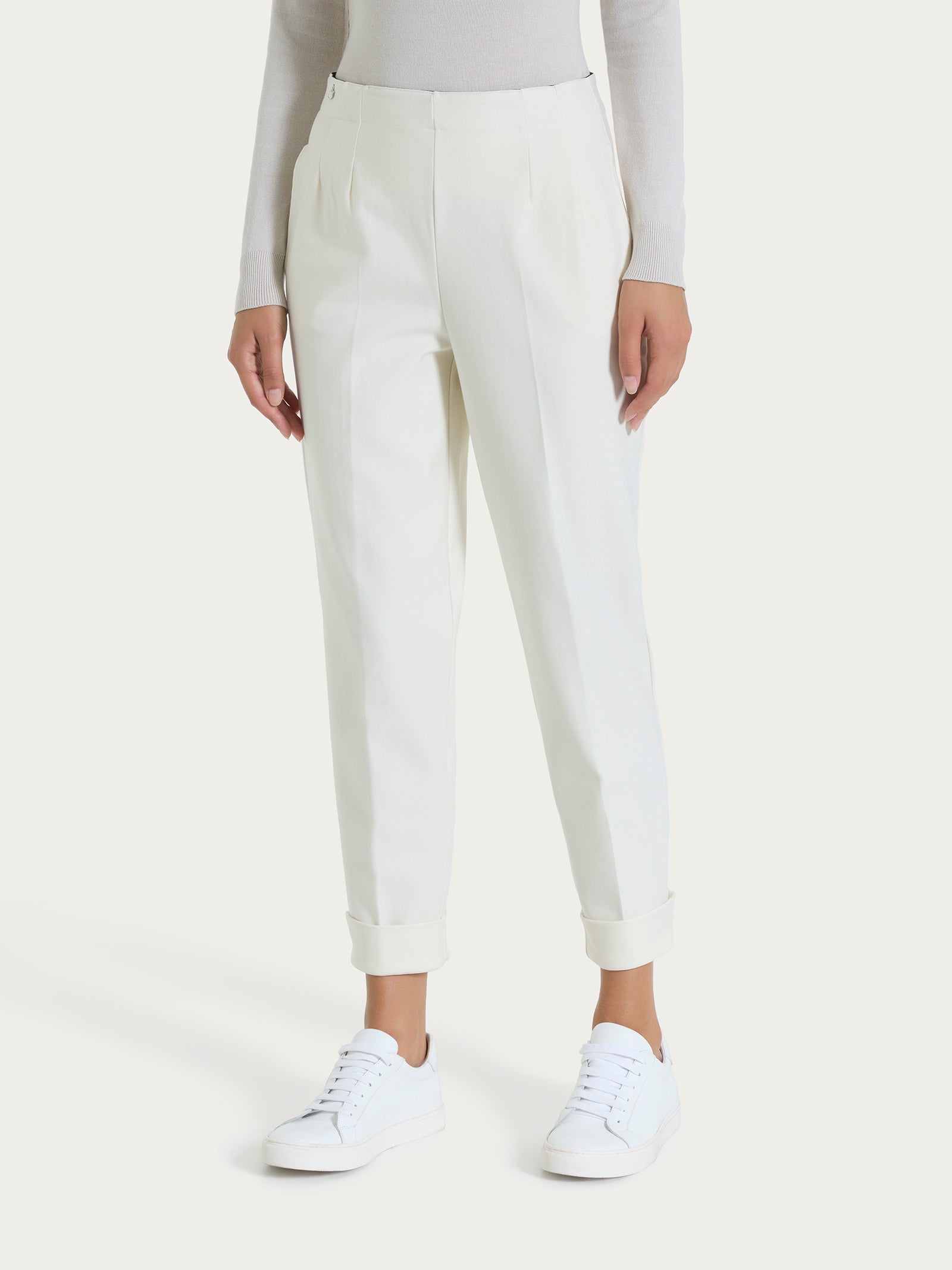 Ragno Compact pantalone a carota con tasche Avorio