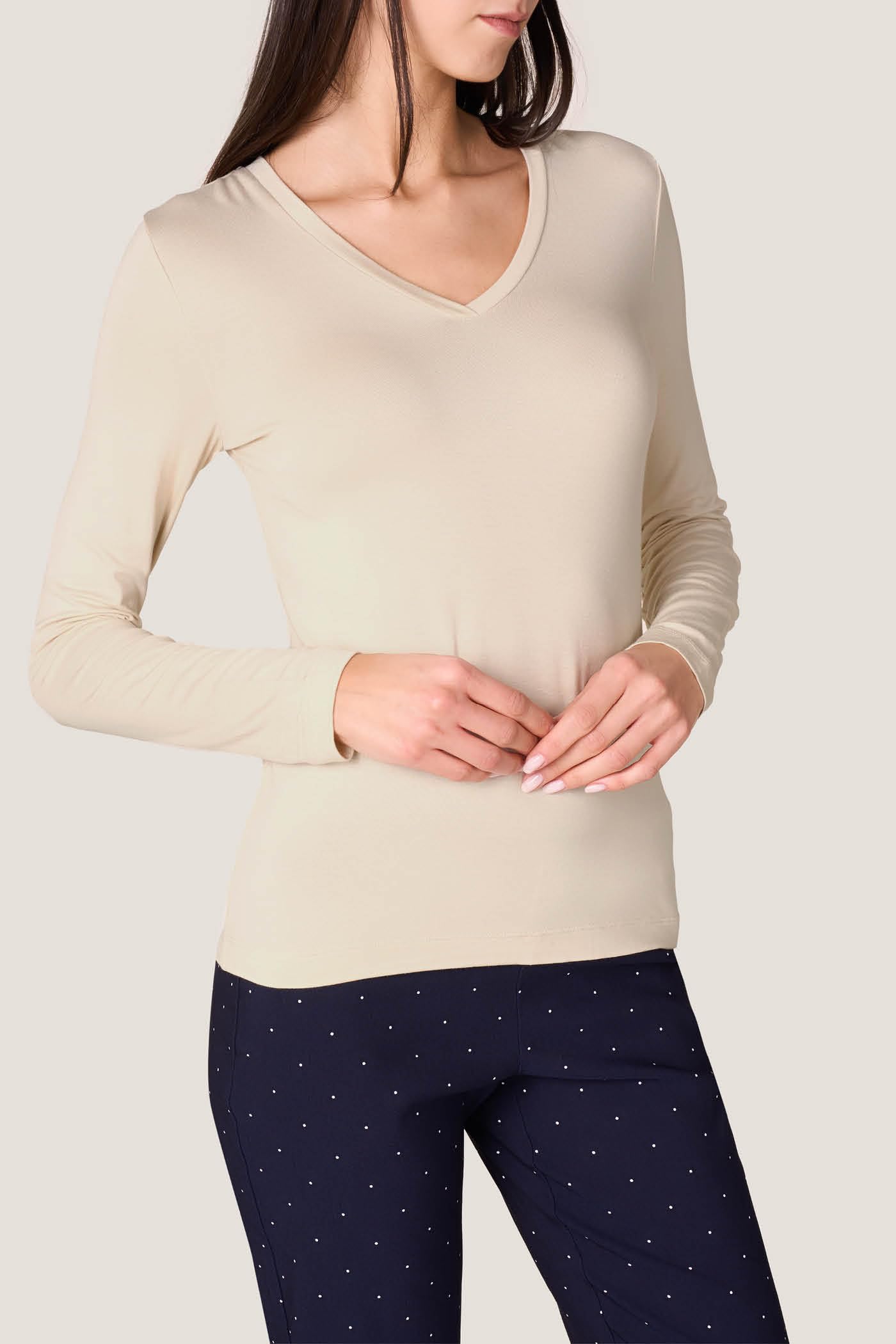 Goldenpoint maglia scollo a V manica lunga aderente