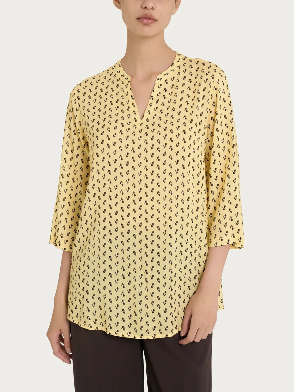 Ragno EcoSeta Blusa scollo V Fant. Pale Banana viscosa