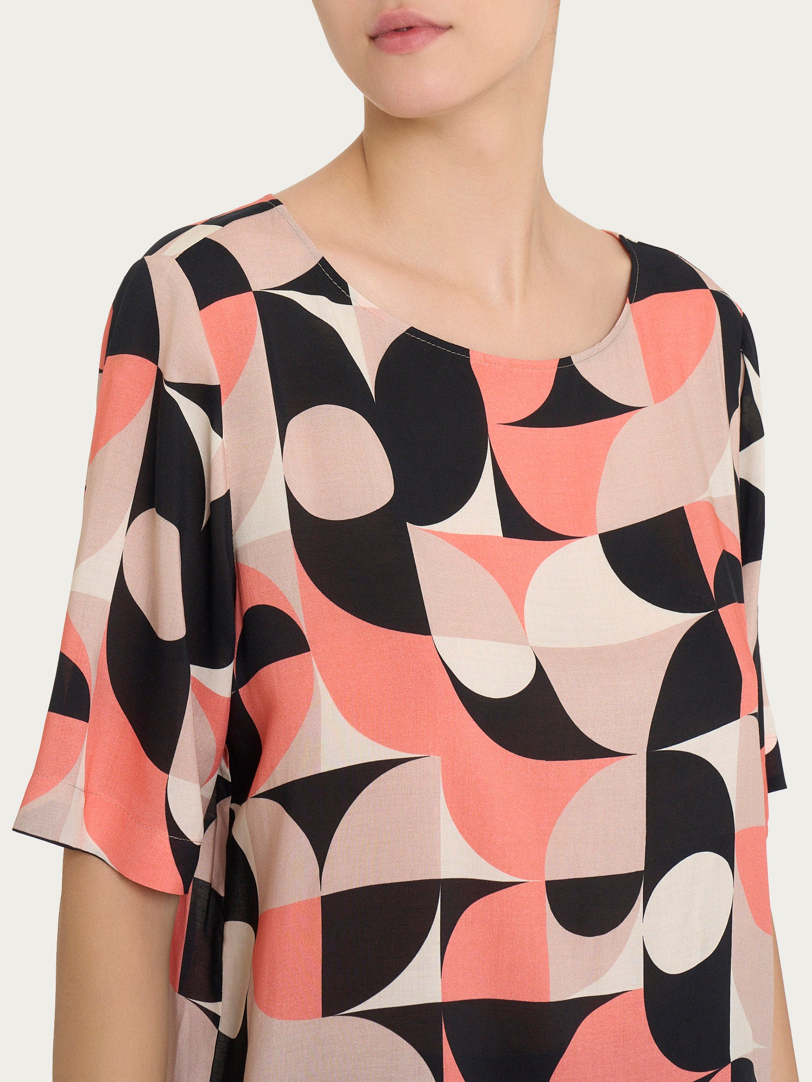 Ragno EcoSeta Blusa girocollo geometrica Warm Taupe viscosa