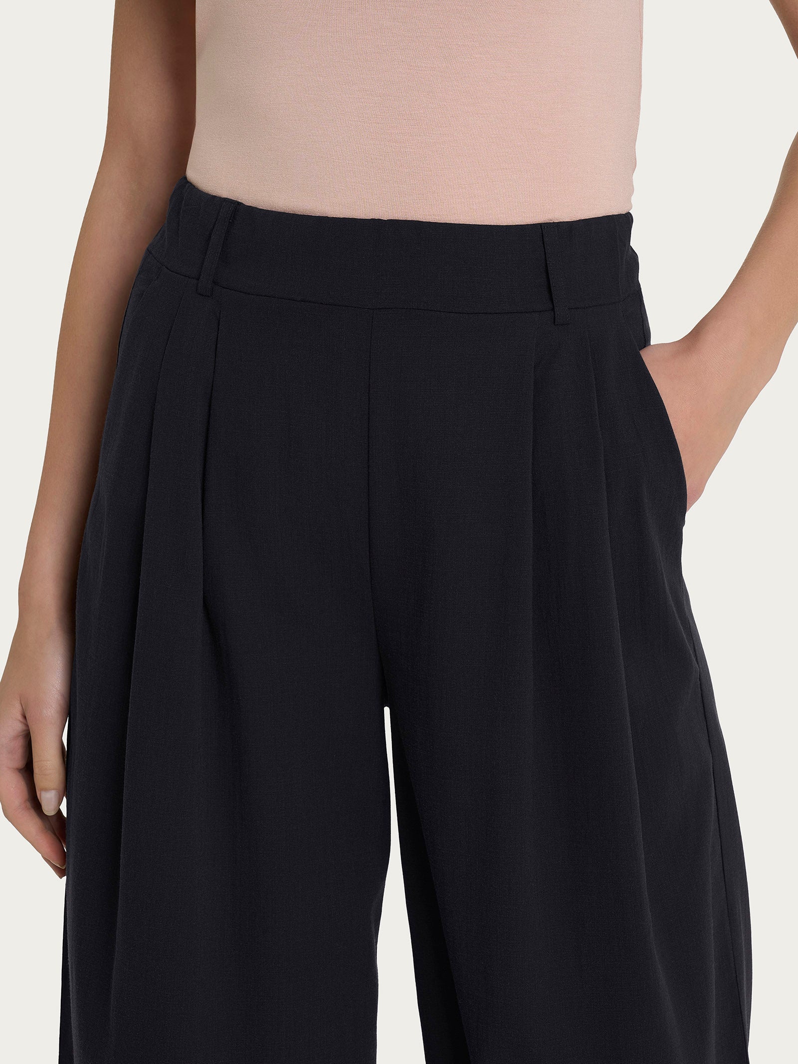 Ragno Super Natural pantalone palazzo con tasche e pinces nero