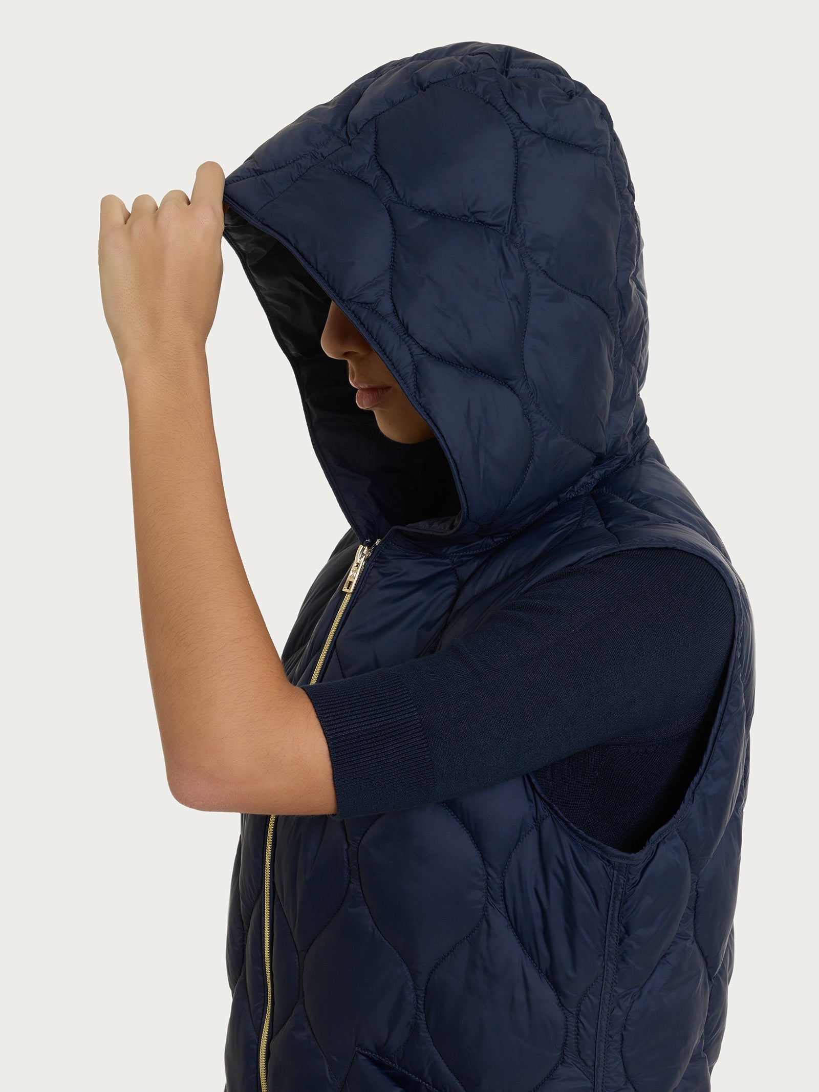 Ragno Onion Quilt piumino smanicato cappuccio blu