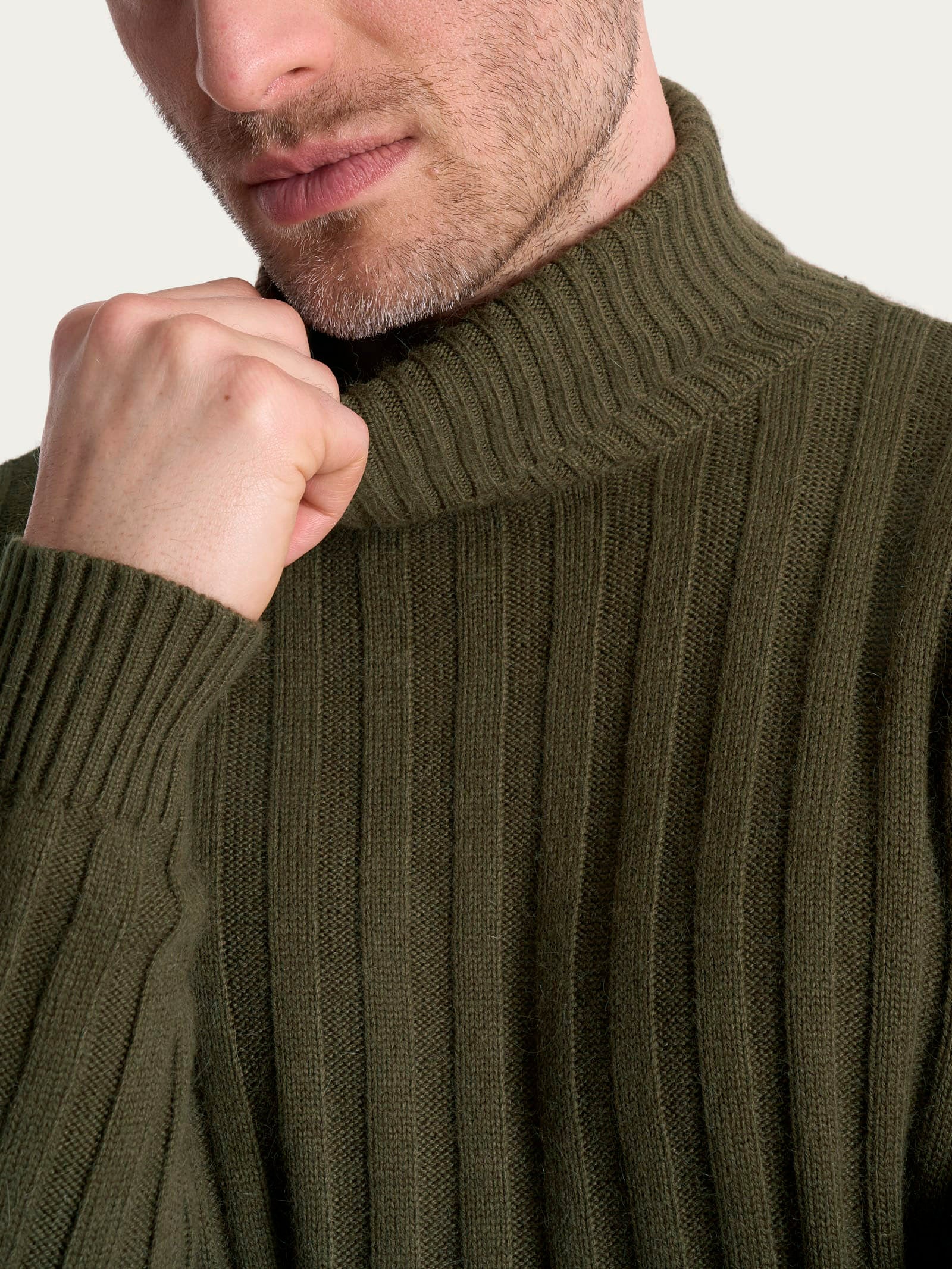 Ragno Natural Soft Dolcevita Uomo Dark Olive Costa Piatta
