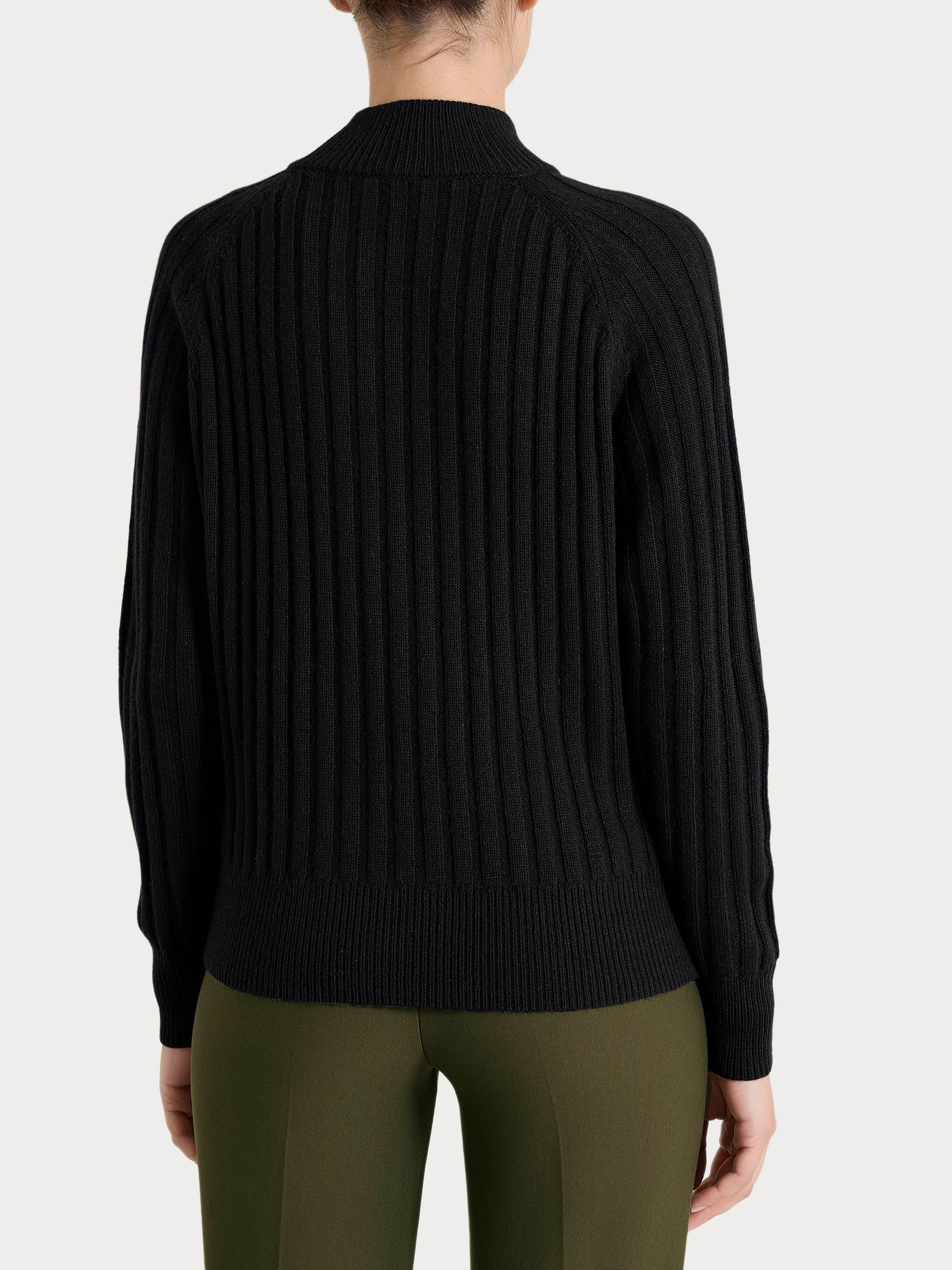 Ragno Natural Soft Lupetto a Coste Nero collo alto