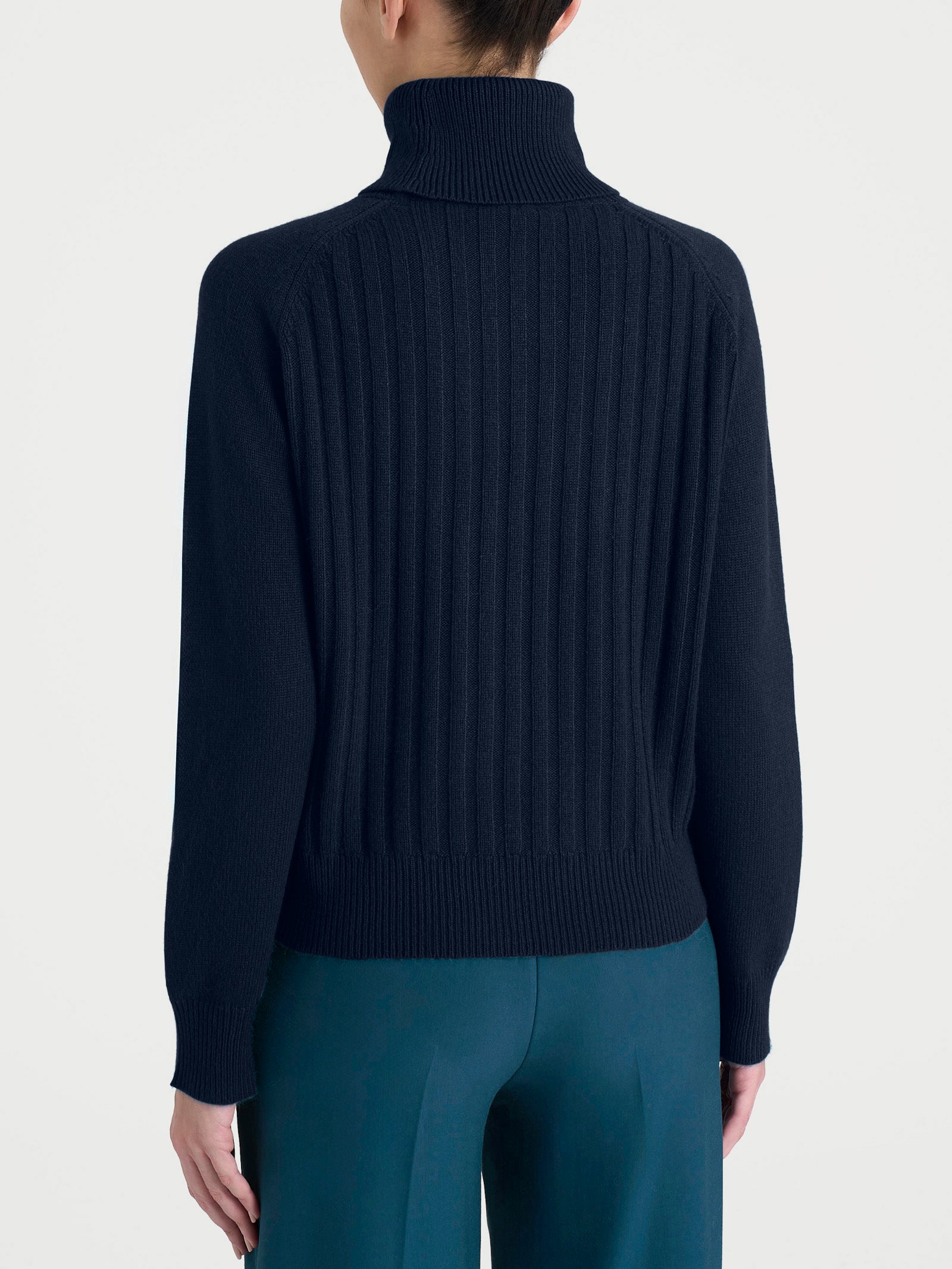 Ragno Natural Soft dolcevita coste bleu vestibilità boxy