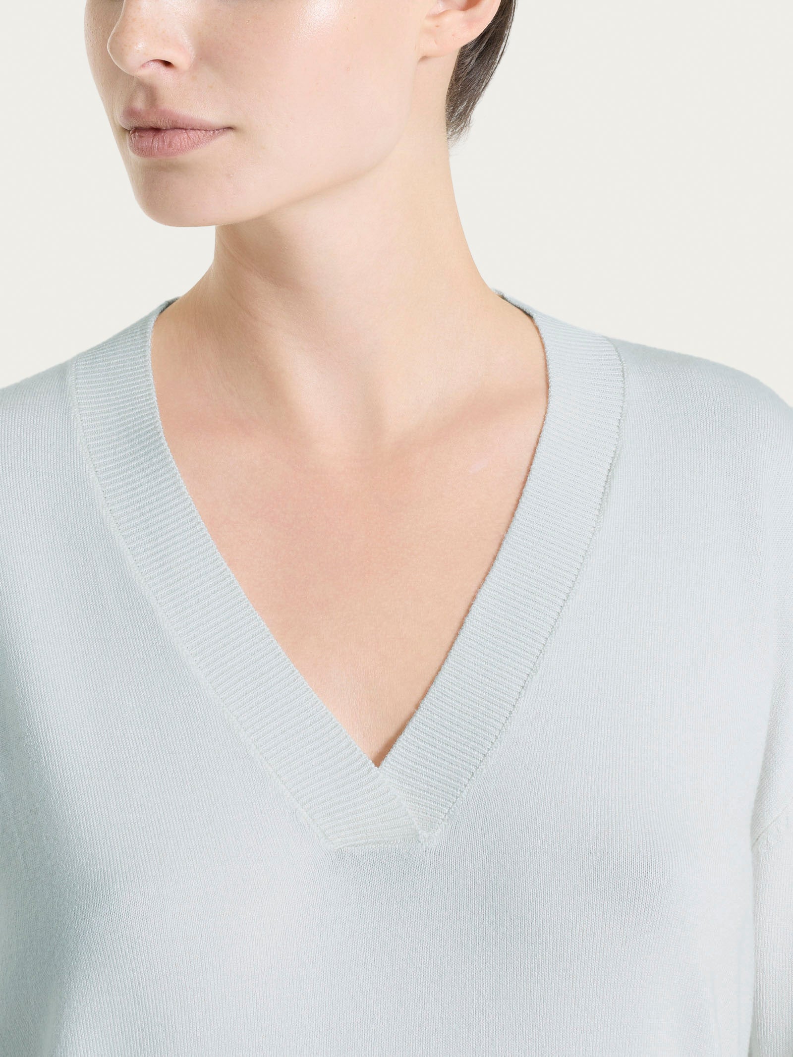 Ragno Summertime Scollo V maglia viscosa grigia