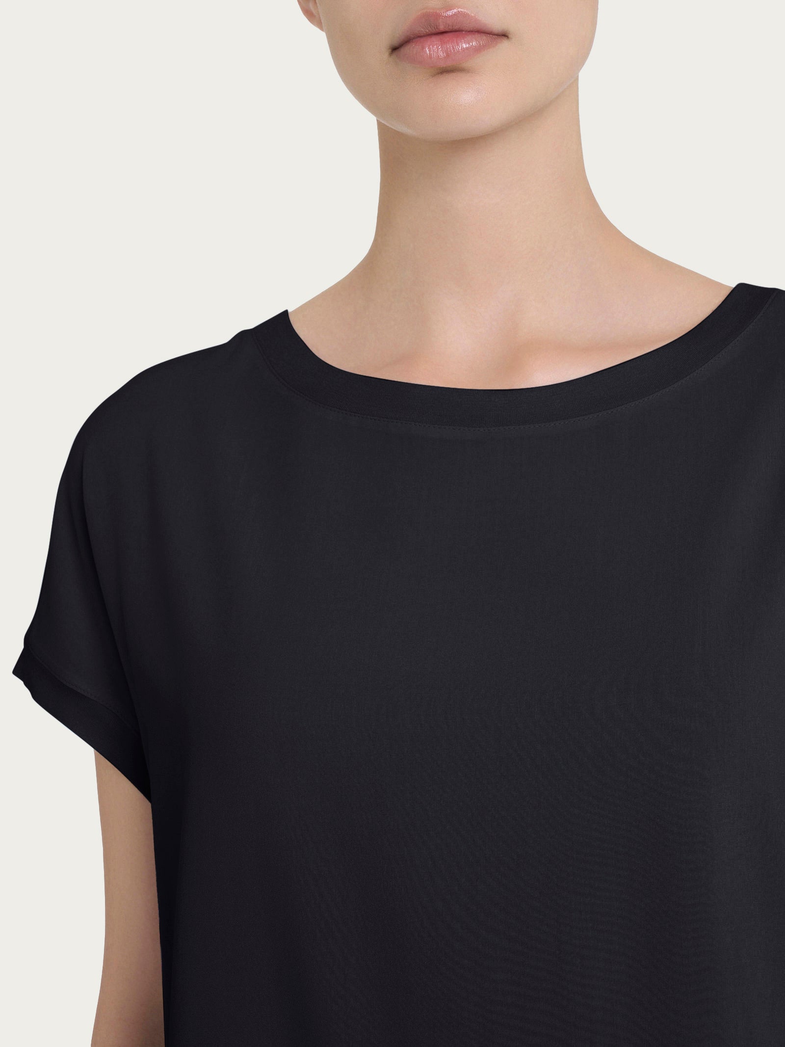 Ragno Relaxed Maglietta Kimono Misto Viscosa Nero