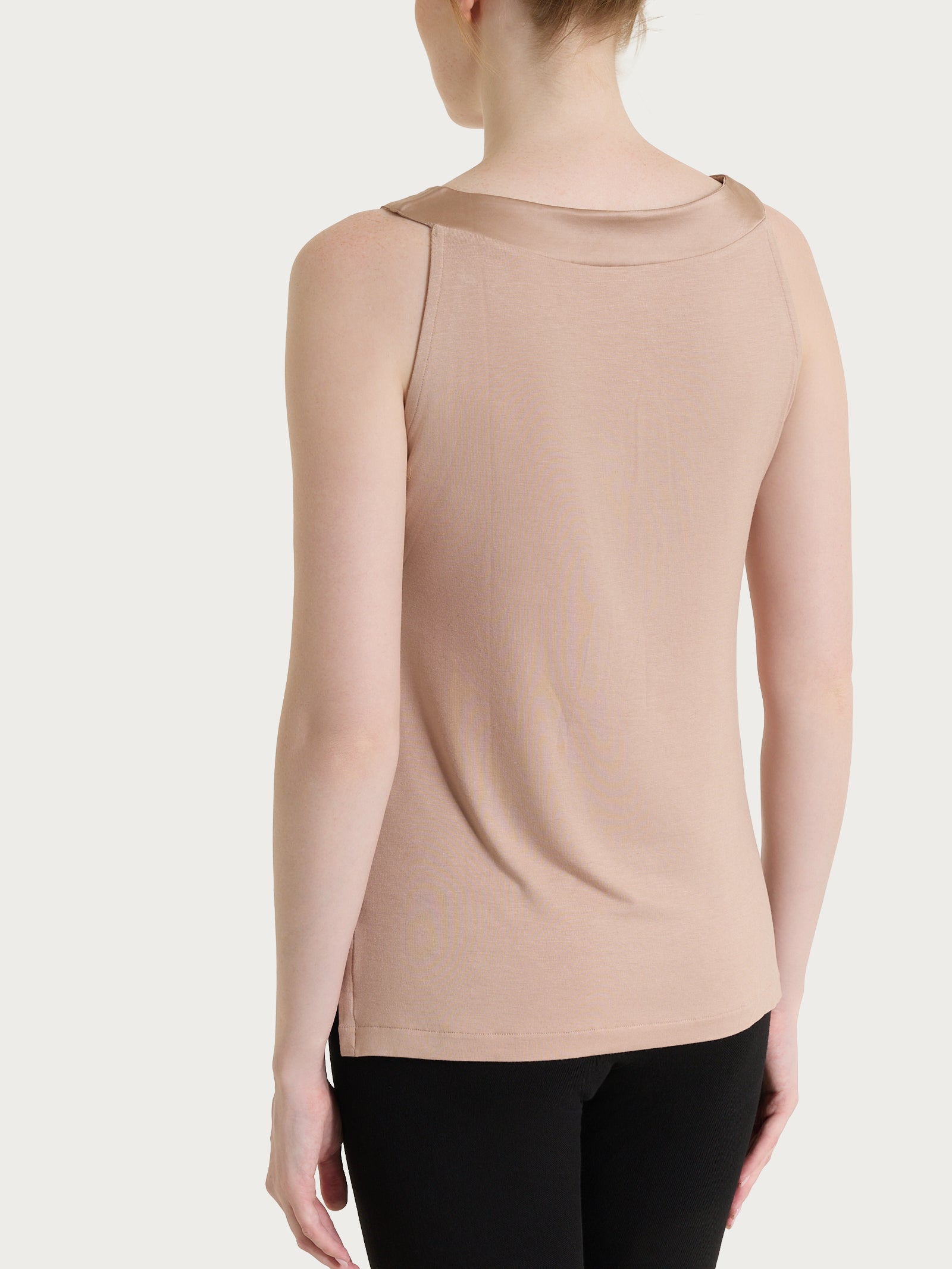 Ragno Top con collo a sviluppo circolare in Viscosa Summer taupe