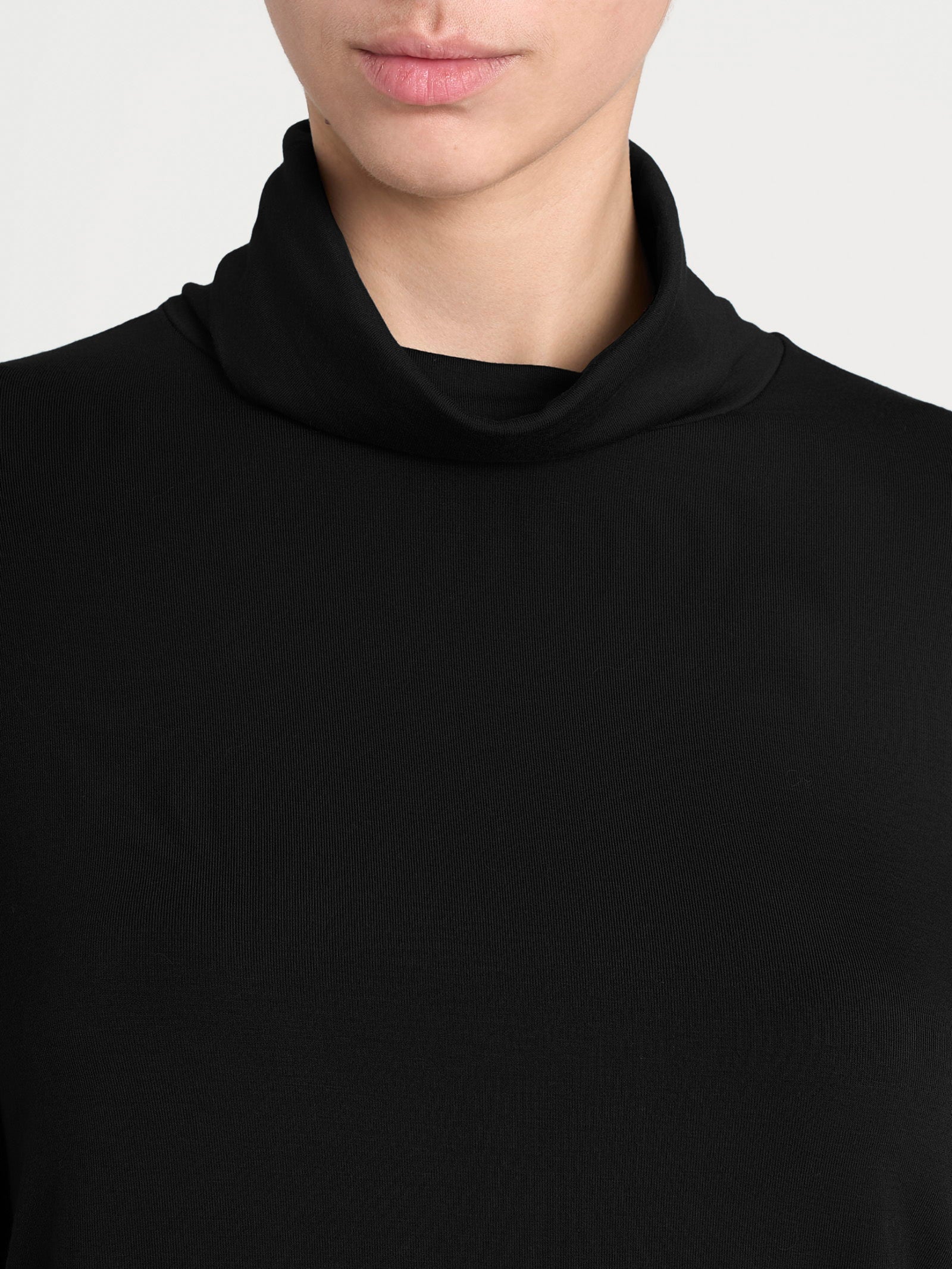 Ragno Eco Viscosa Dolcevita Maglia Nero morbida