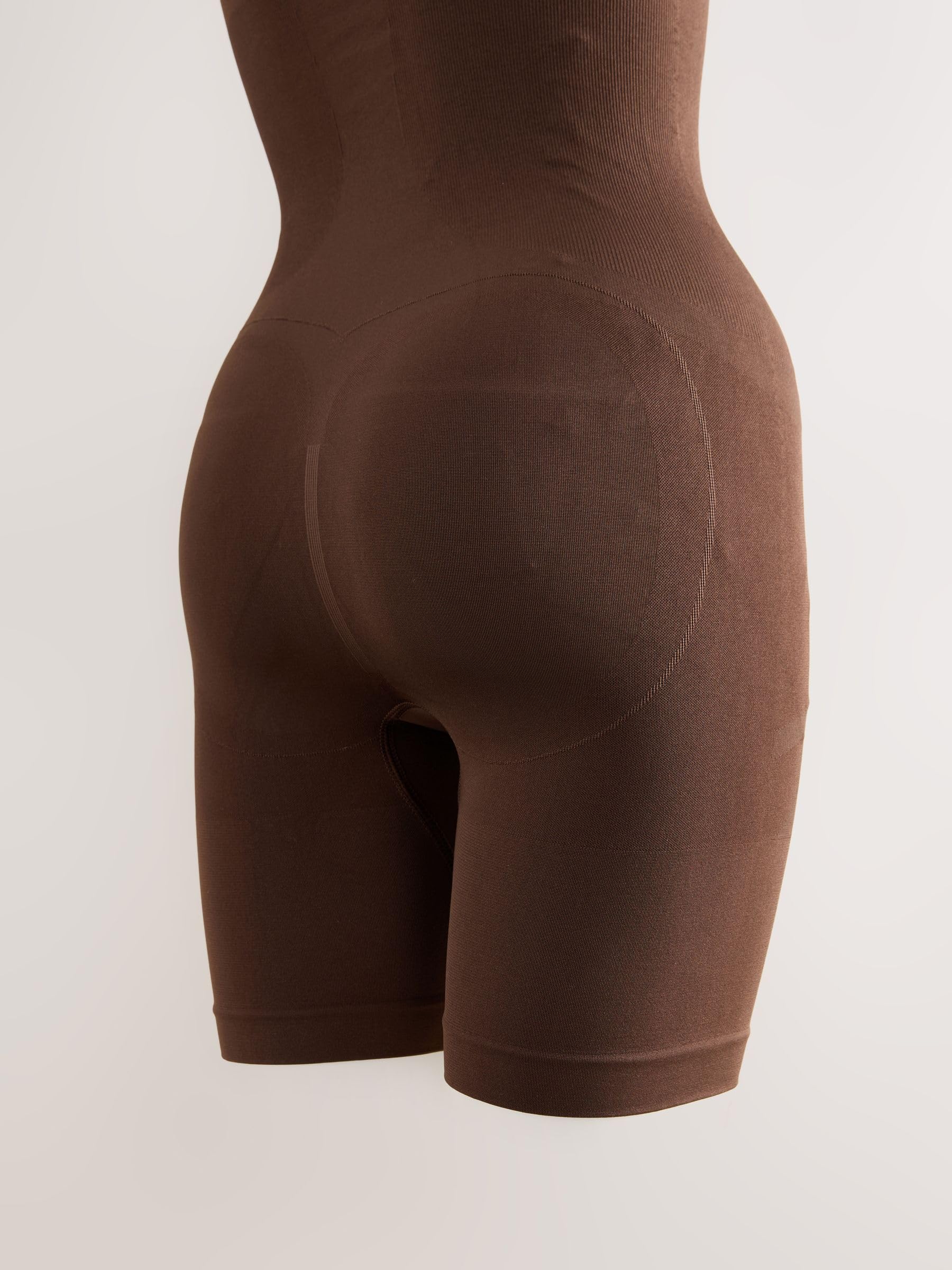 Next body contenitivo proprio reggiseno 8-10 chocolate nude